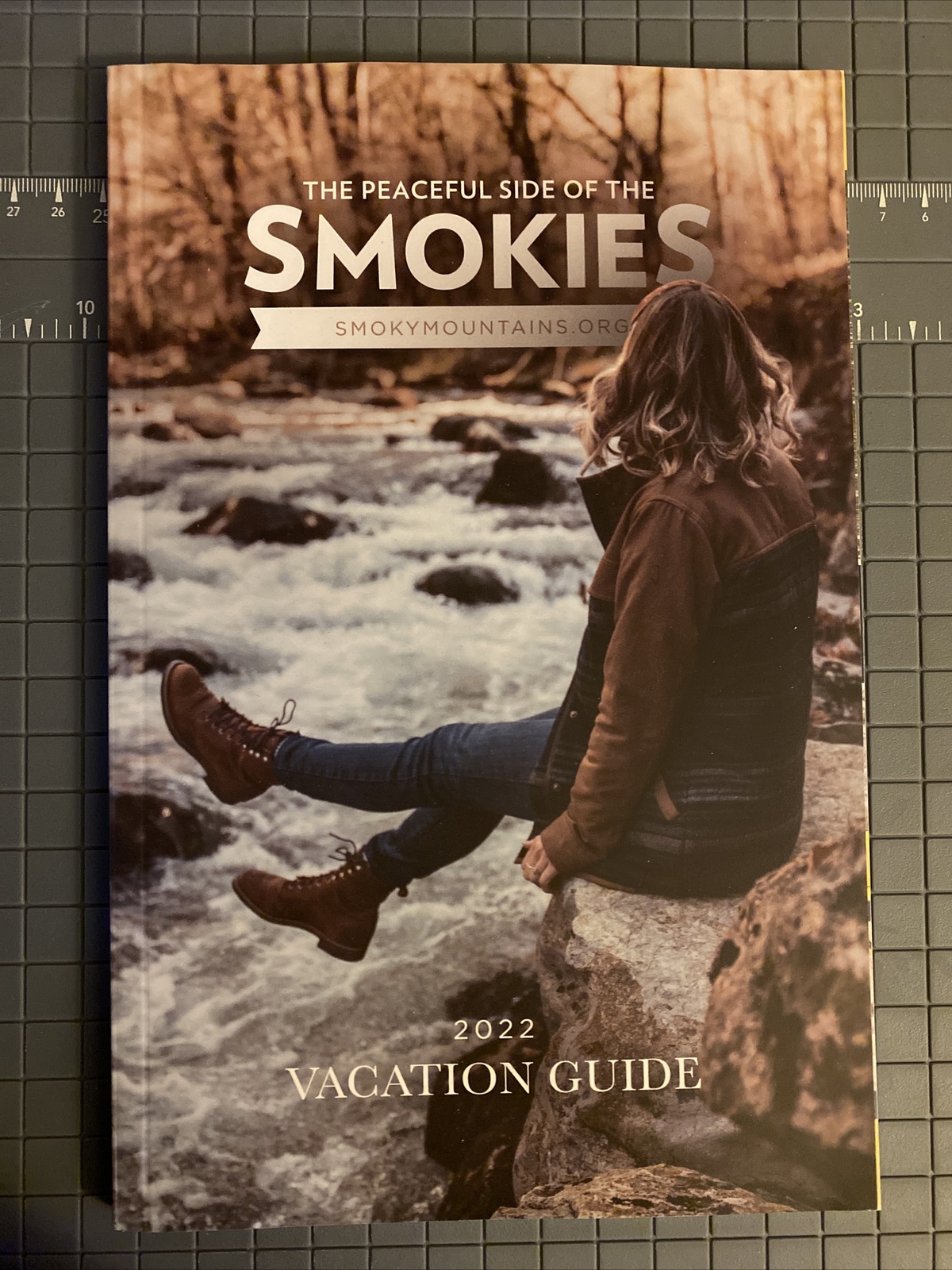 The Peaceful Side Of The SMOKIES 2022 Vacation Guide NEW 116p Smoky Mountains