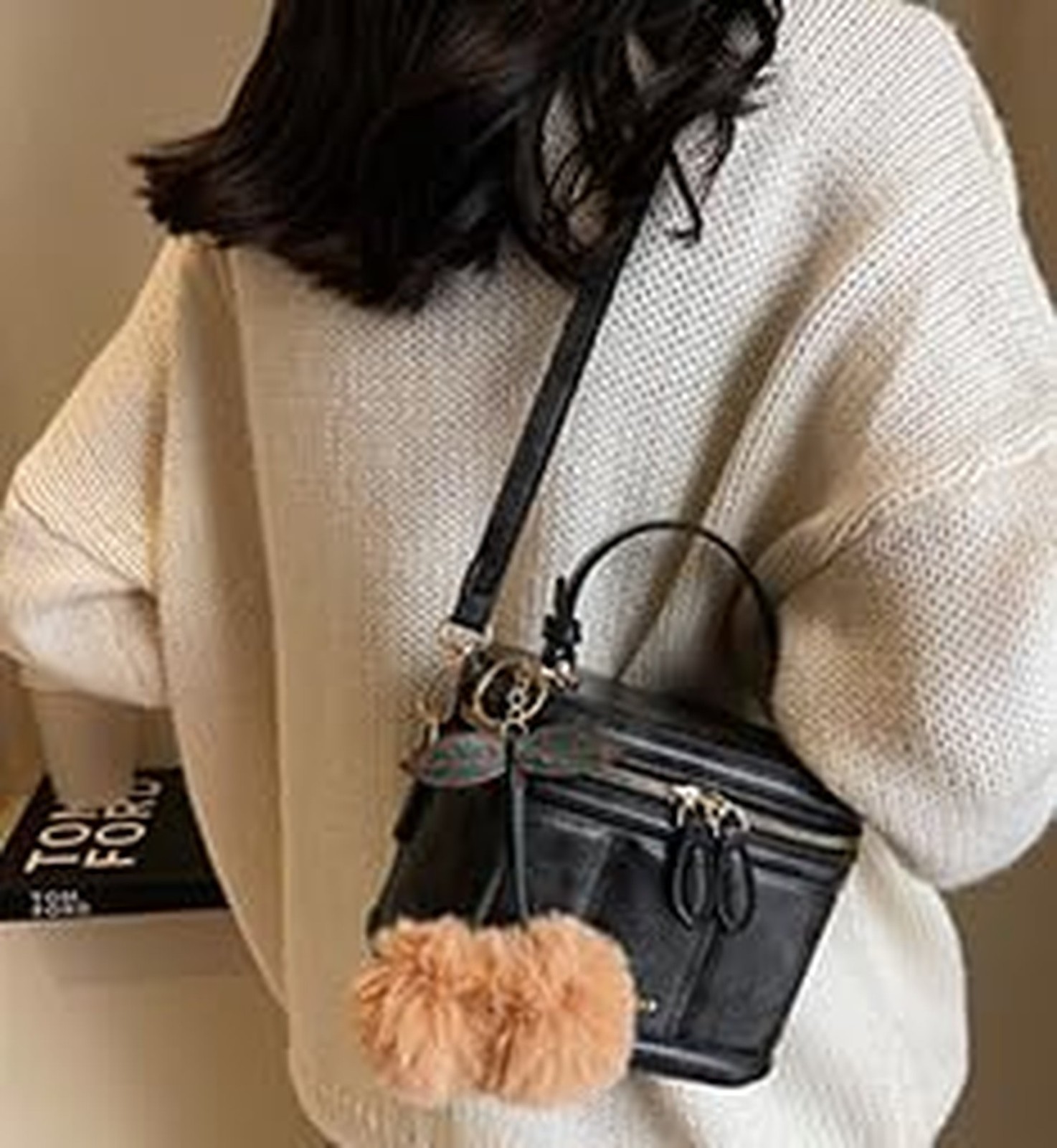 Box Water Bucket Bag Handheld Stylish Designer Crossbody Bag for Women Black …