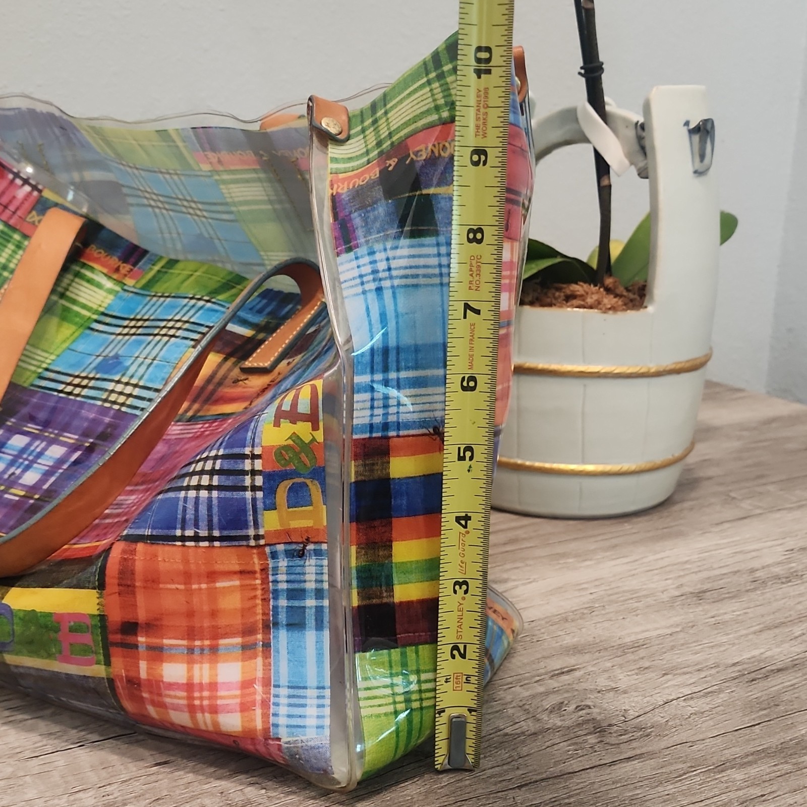 Dooney & Bourke Multicolor beach Tote Handbag vinyl with free pouch Rare Large