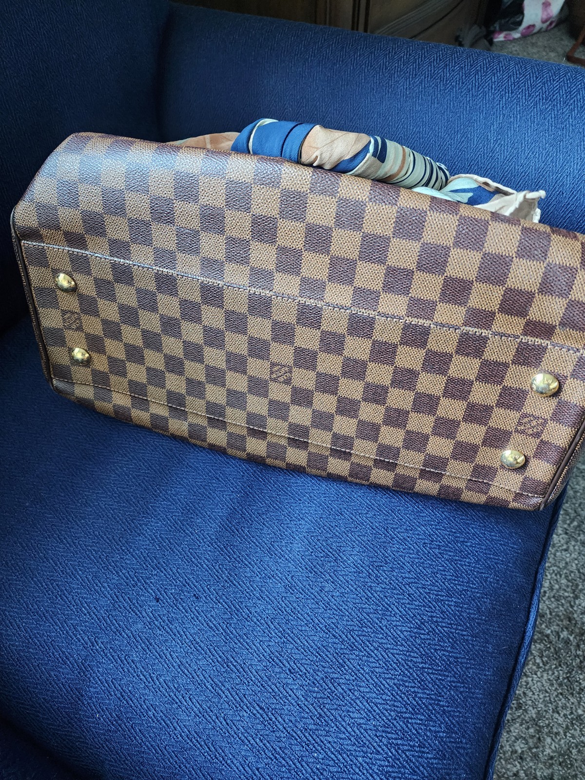 Louis Vuitton Trevi GM Damier Ebene Satche/Top Handle Red Interior Beautiful