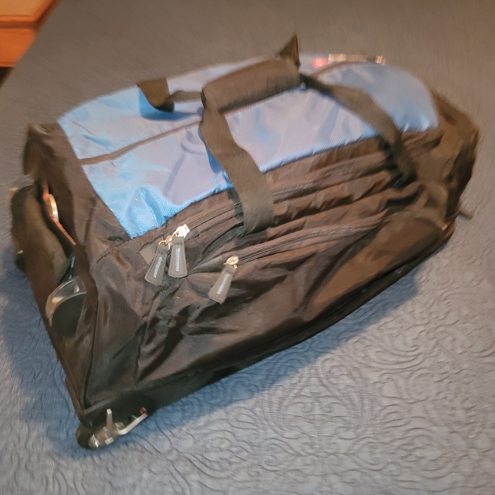 Sigg Large Rolling suitcase duffel shoulder strap LUGGAGE bag Travel 2 Piece