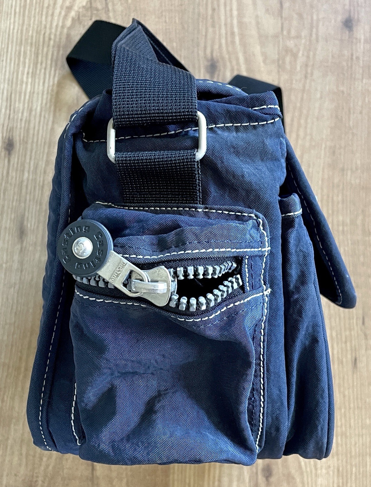 Casting Blue Nylon Camera Bag Medium 3 Divider Outside Pockets Zipper Cross Body
