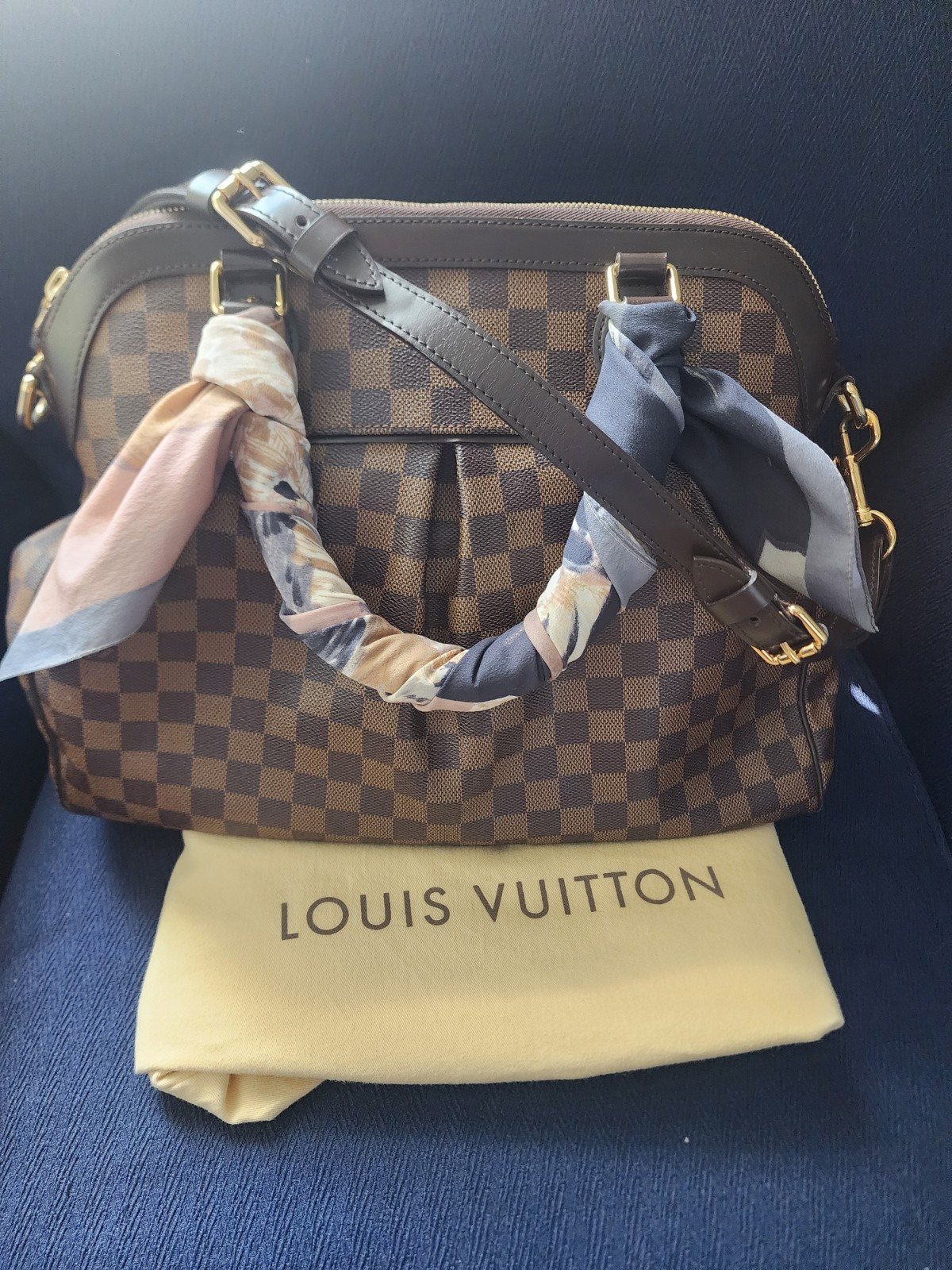 Louis Vuitton Trevi GM Damier Ebene Satche/Top Handle Red Interior Beautiful