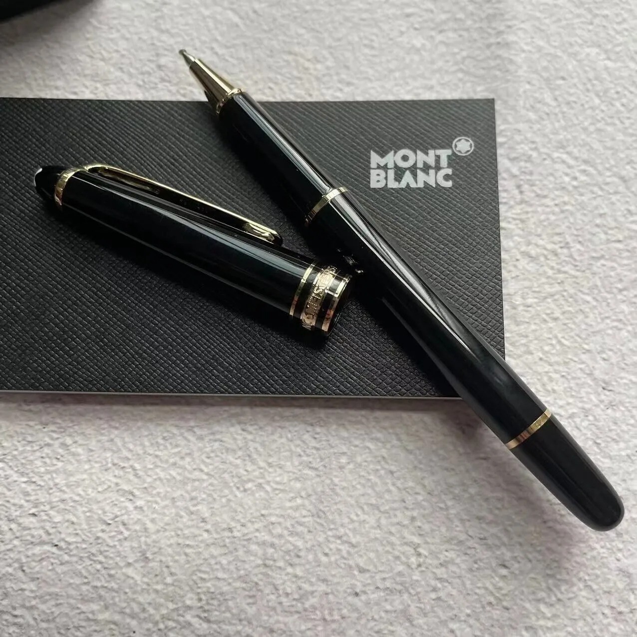NEW Montblanc Gold Finish Meisterstuck Classique Luxury Rollerball Pen 163P