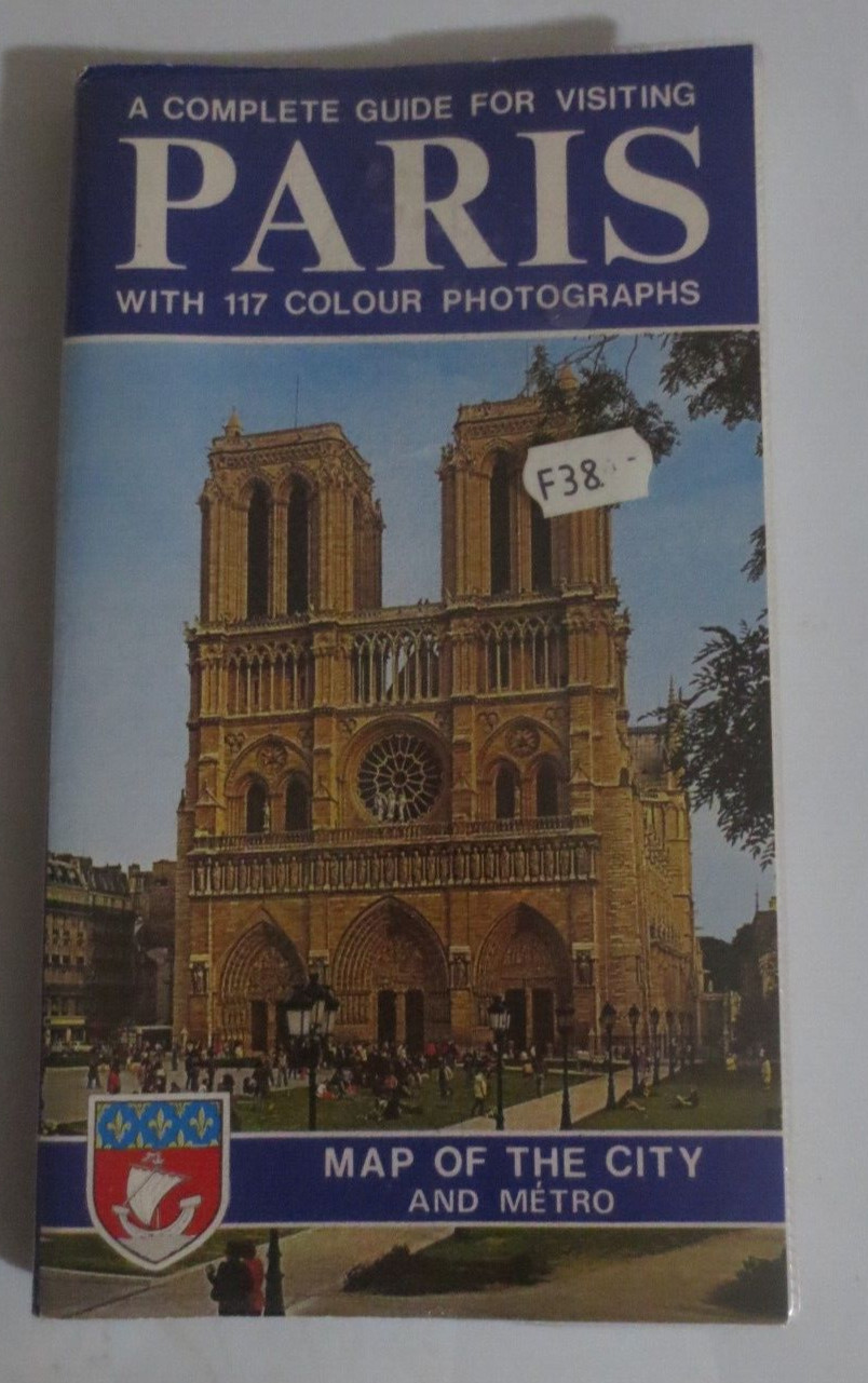 BONECHI COMPLETE GUIDE FOR VISITING PARIS PAPERBACK 156 PGS 8 X 4.5 INCHES 1986