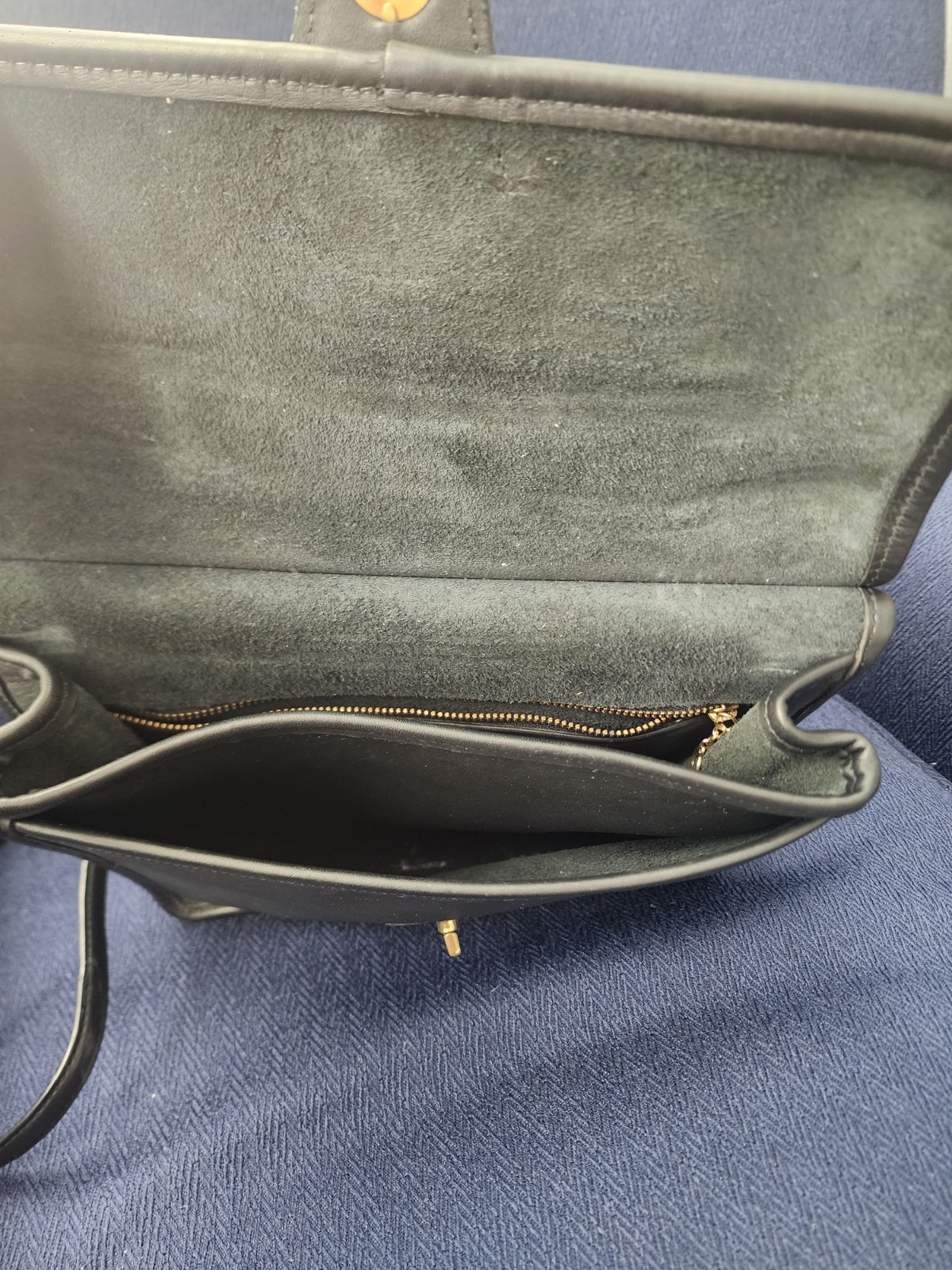 Vtg Coach Black Willis 9927 Leather Crossbody Shoulder Turn lock Bag Made in USA