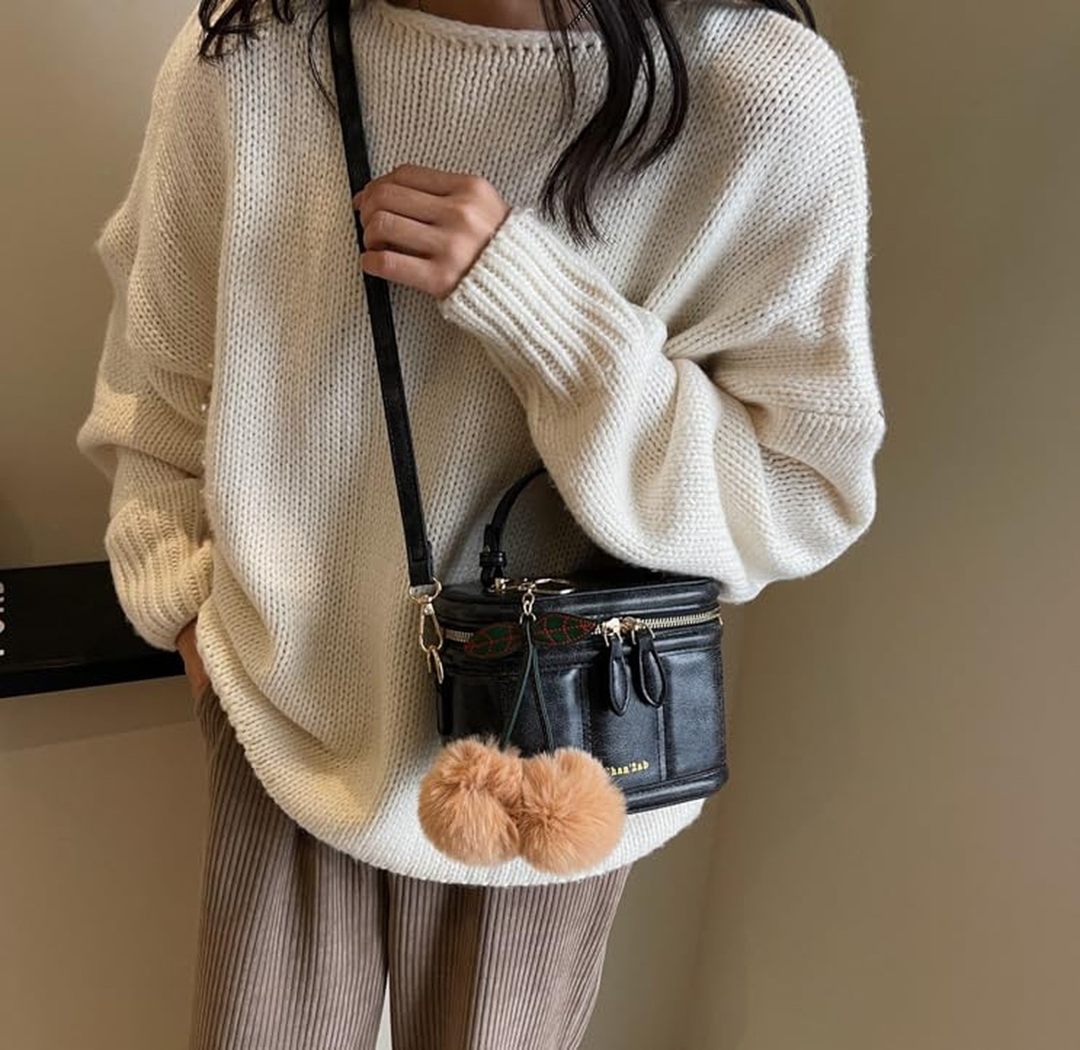 Box Water Bucket Bag Handheld Stylish Designer Crossbody Bag for Women Black …