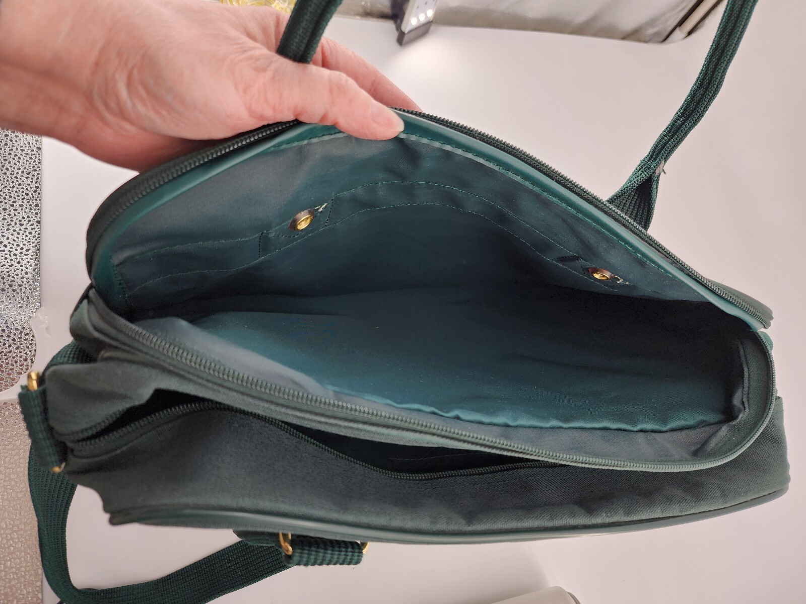 Jaguar Canvas/ Travel / Messenger Bag Luggage With Shoulder Strap – Hunter Green