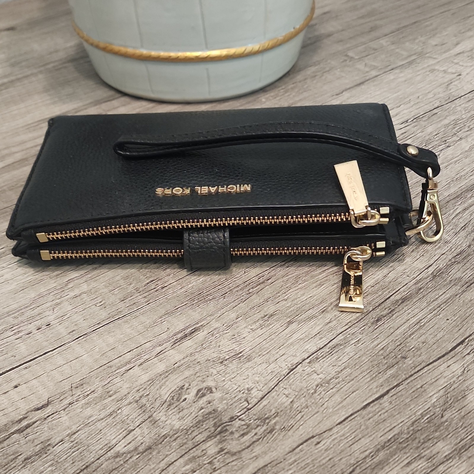 Michael Kors Black Wristlet Wallet Gold Hardware Multiple Card Slots Logo