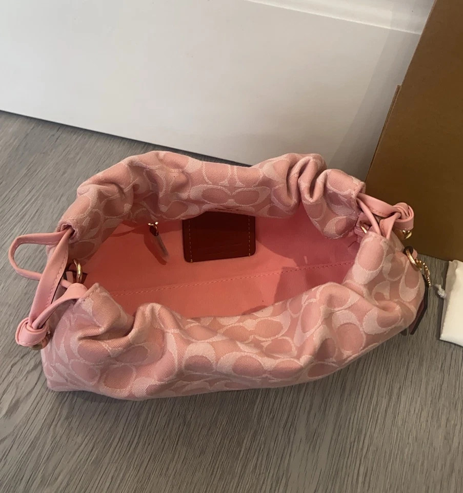 Faye Shoulder Bag Signature Denim Light Pink CER68 IMNH1 Auth New