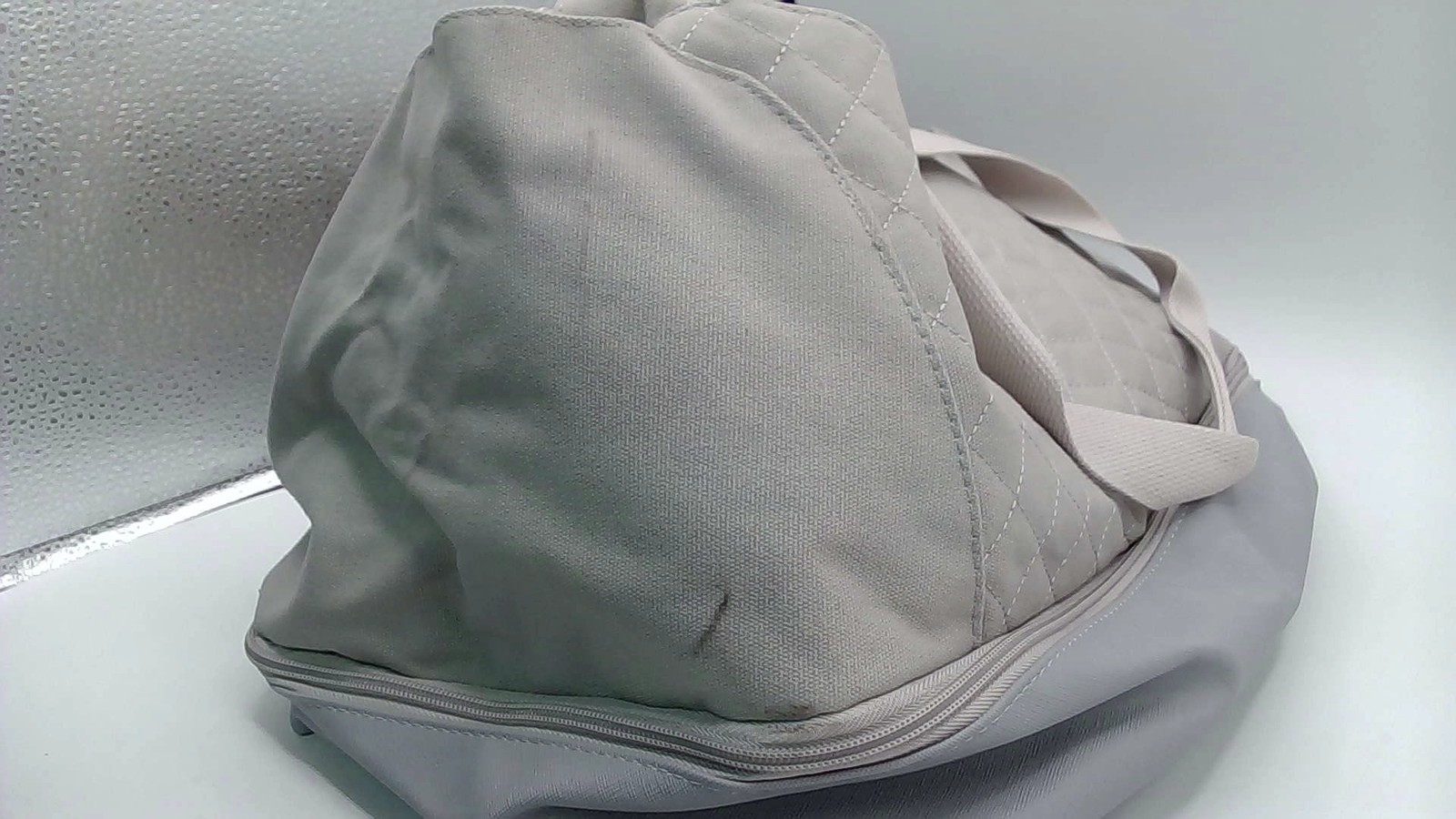 ETRONIK Gym Bags For Men Women, Grey Carry On Luggage