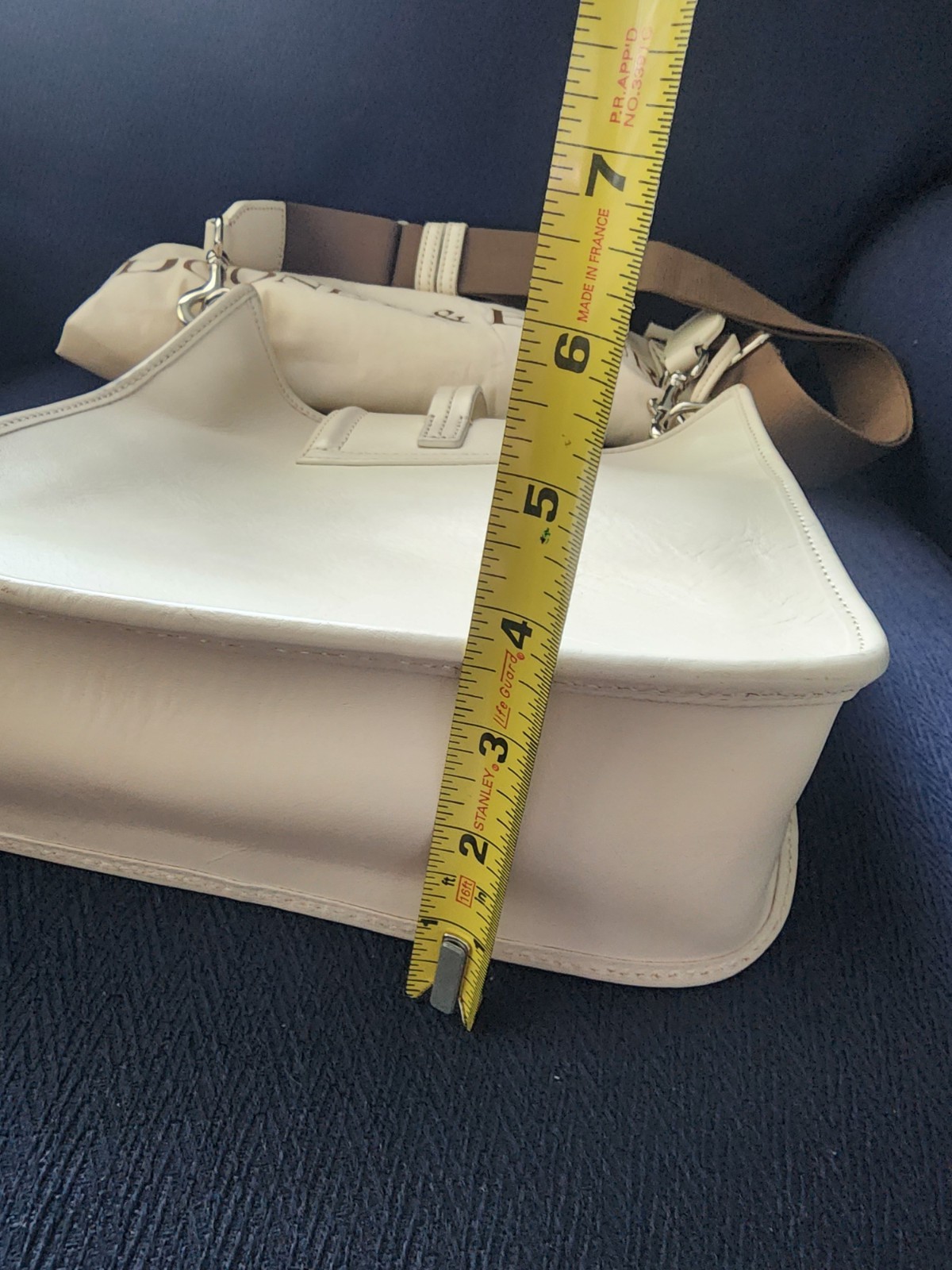 Dooney & Bourke Ivory Shoulder Bag Brown Adjustable Strap Pre-owned excellent