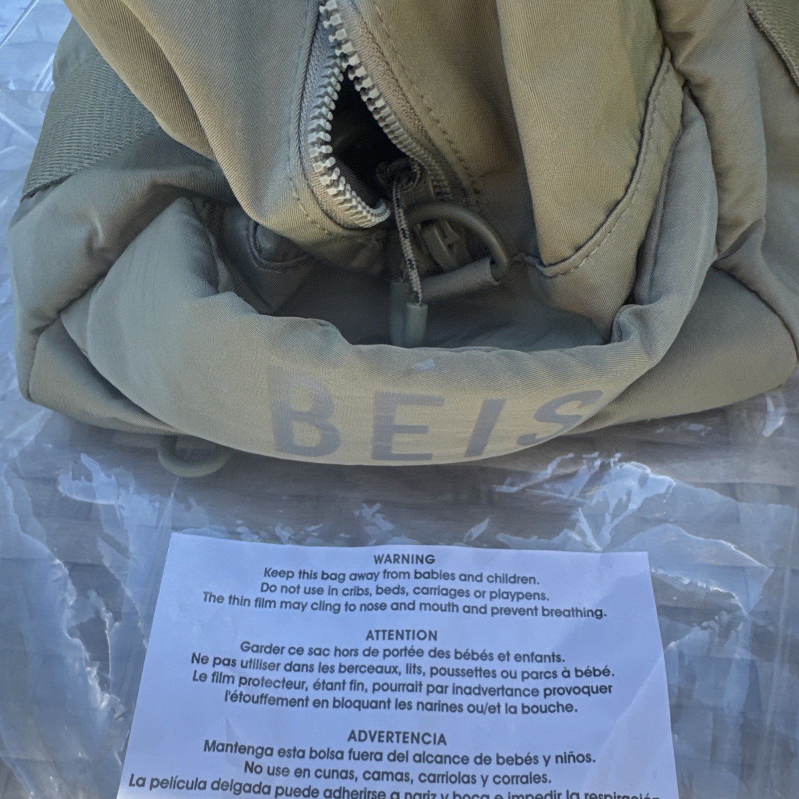NEW BEIS The Sport Duffle Convertible in Olive NWT Weekend Travel