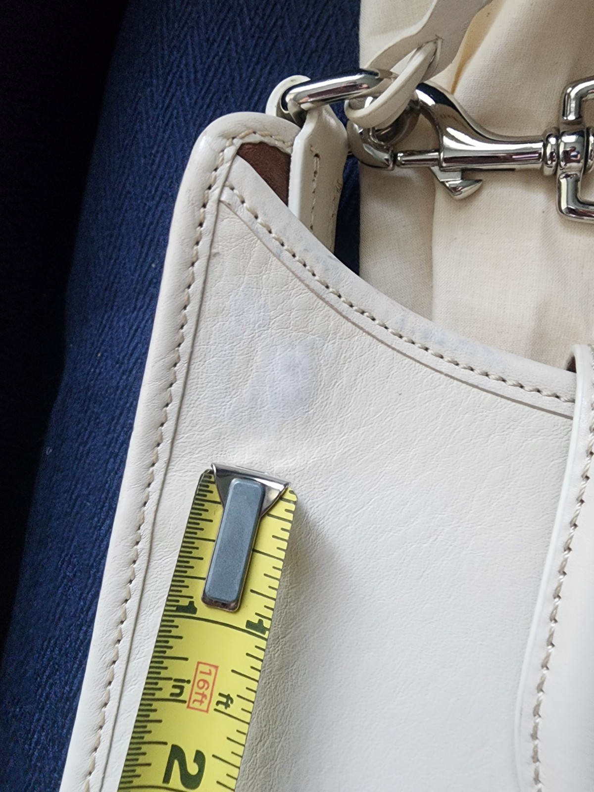 Dooney & Bourke Ivory Shoulder Bag Brown Adjustable Strap Pre-owned excellent