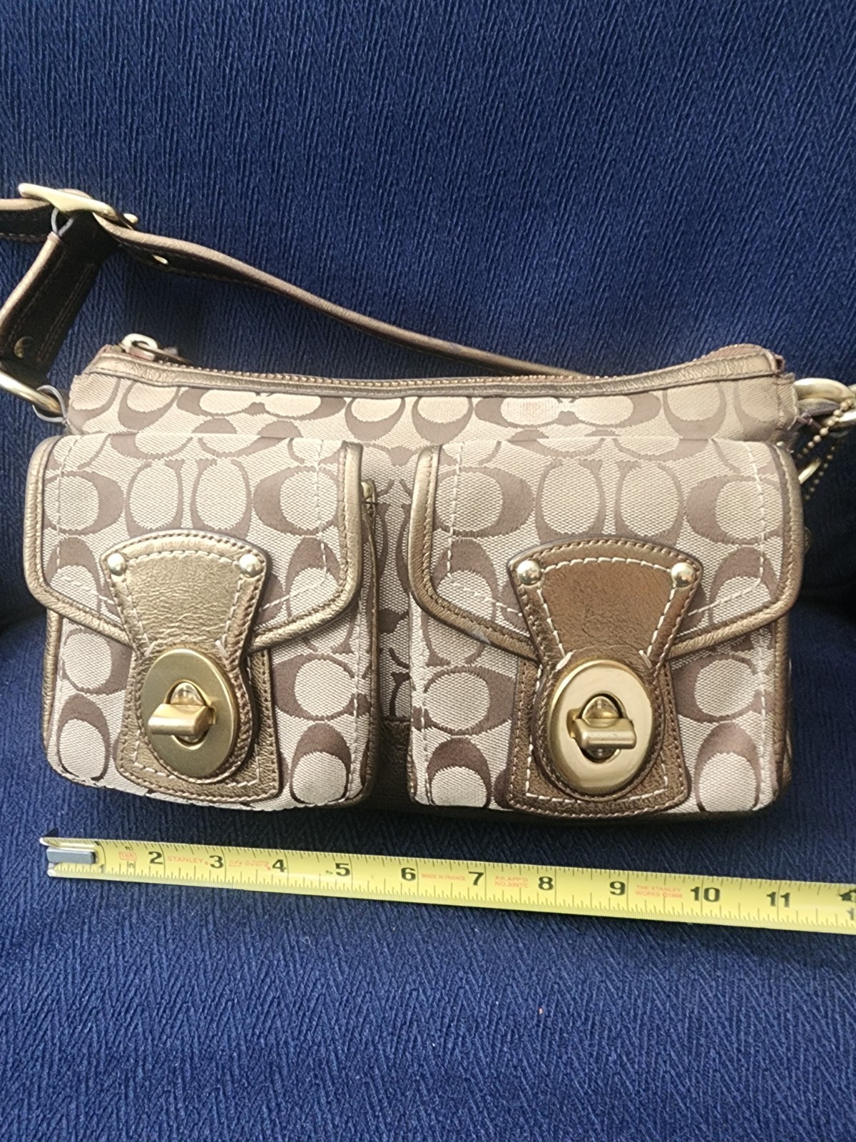 Vtg Rare Metallic Signature Coach Shoulder/Handbag Legacy
