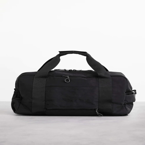 BEIS NWT Convertible Sport Duffle Backpack Bag in Black