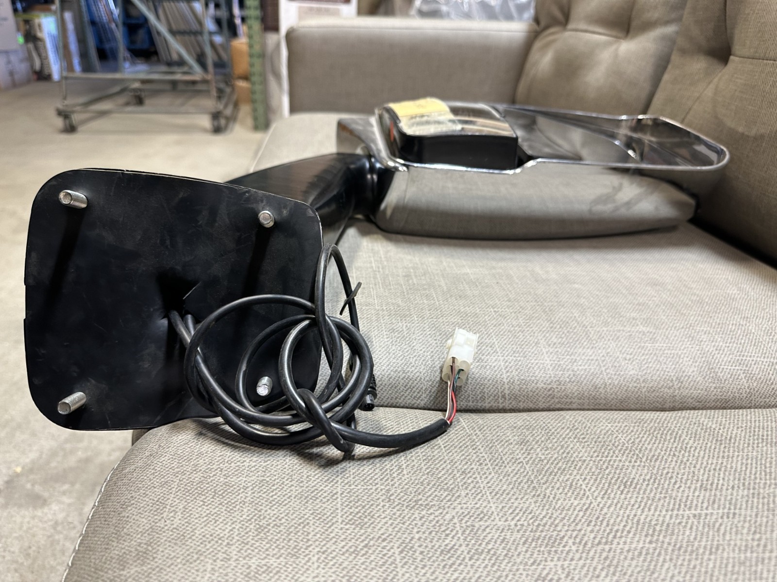 Velvac 717753 Mirror Left Side (BR)