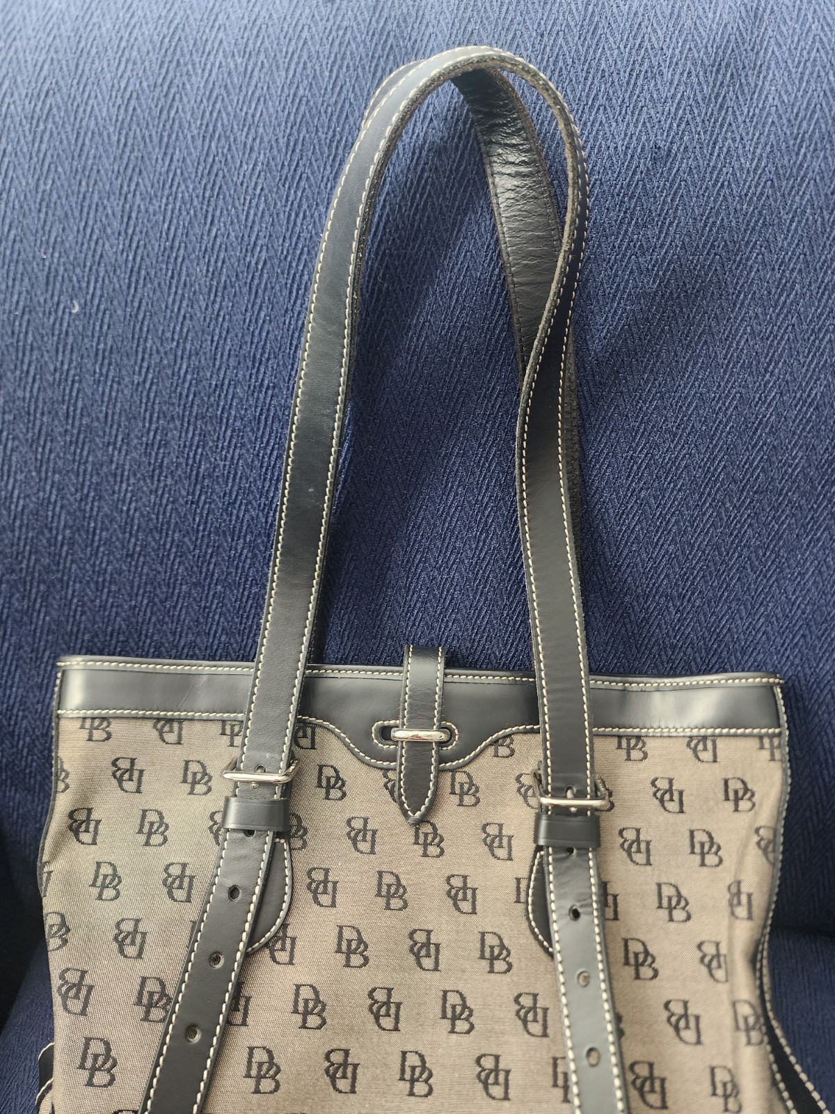 Dooney & Bourke DB Logo Black Double Handle Purse Shoulder bag
