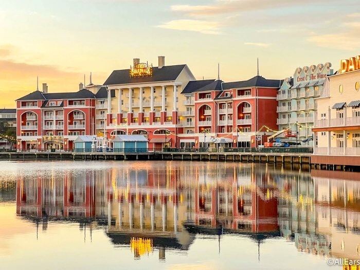Travel and Stay right where the magic happens — at Disneyland and Disney World