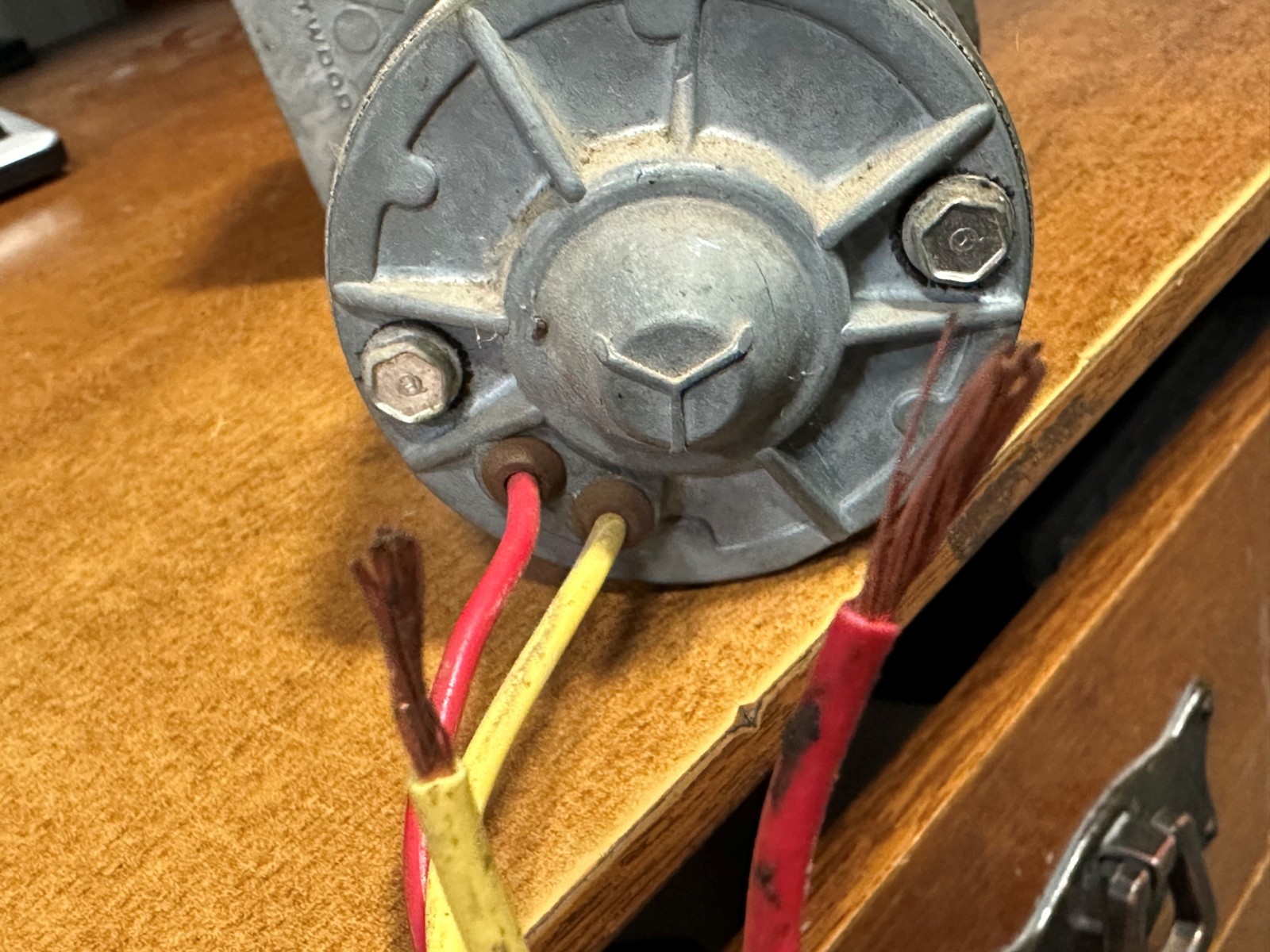 Used Atwood Landing Gear Electric Motor,12VDC – 5221020M025MM (BR)