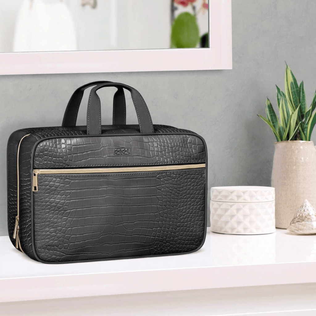Leather Hanging Toiletry Bag for Men Women Spacious Toiletry Travel Bag Black