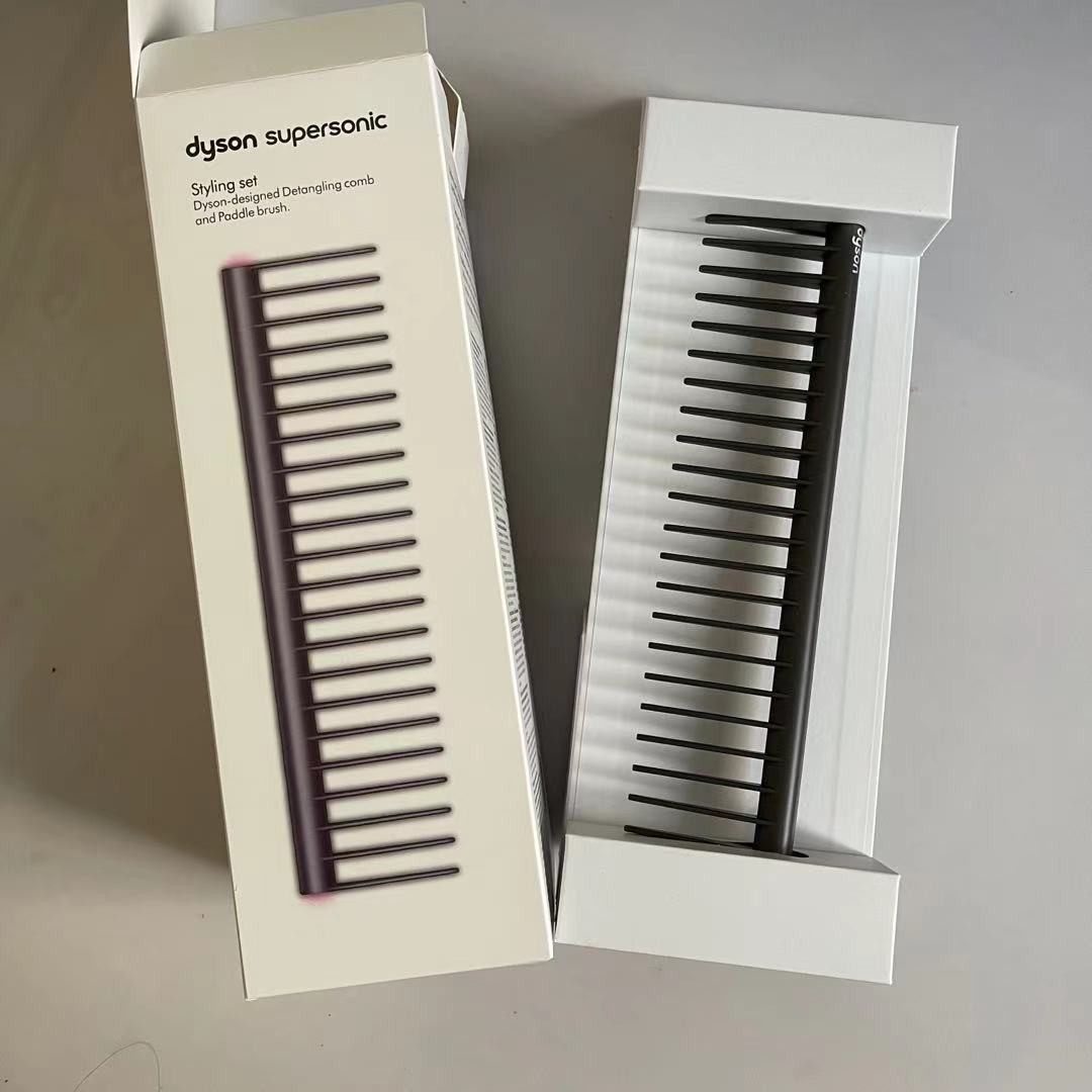 New Supersonic Styling Set; Detangling Comb and Paddle Brush 969747-01