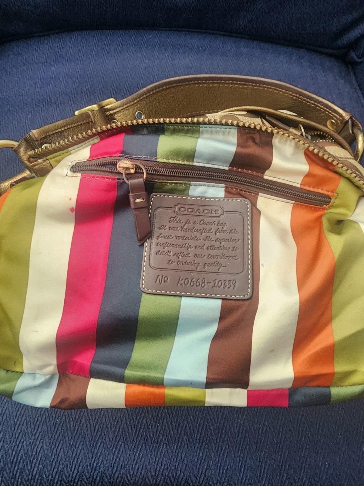 Vtg Rare Metallic Signature Coach Shoulder/Handbag Legacy