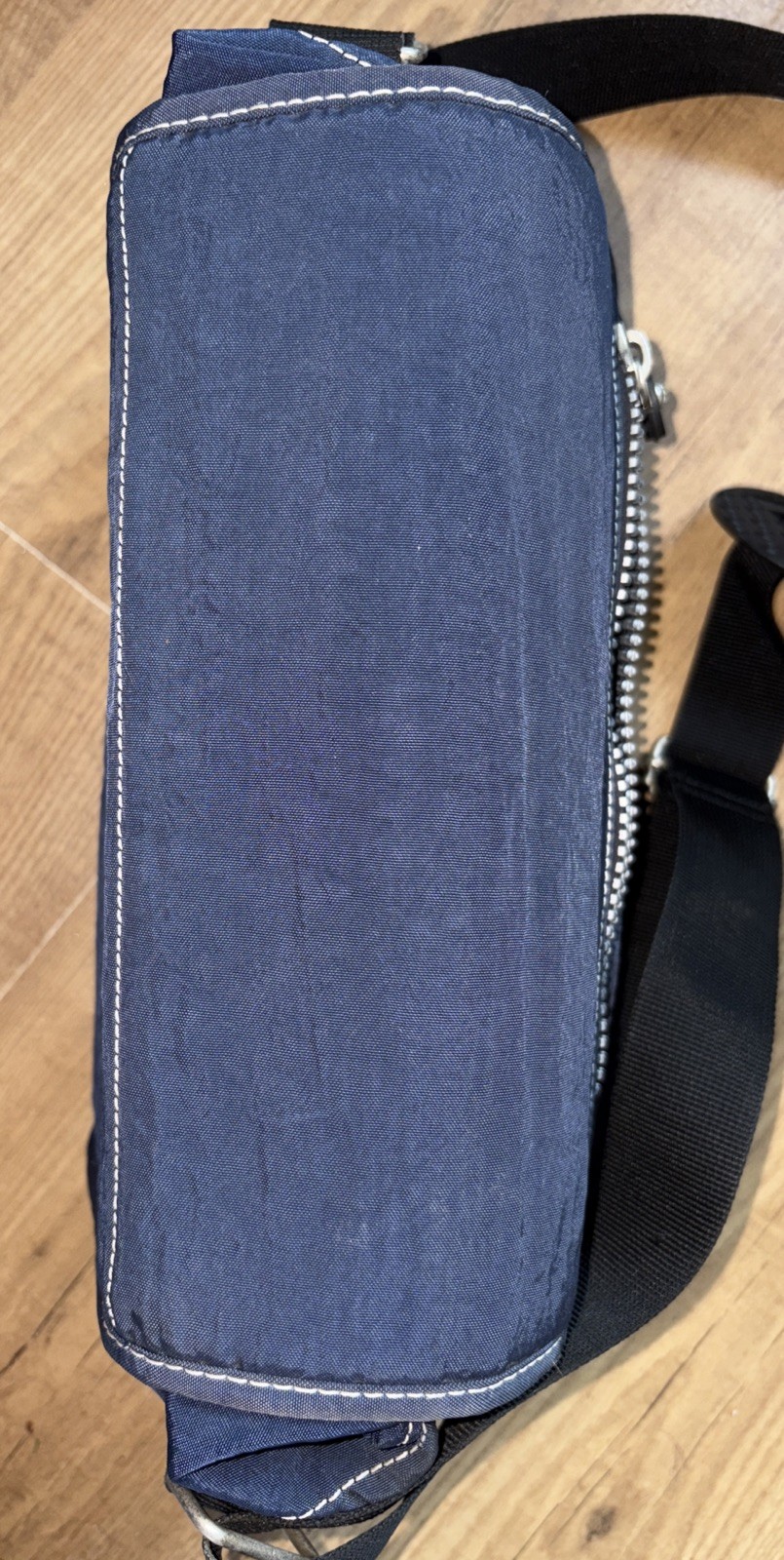 Casting Blue Nylon Camera Bag Medium 3 Divider Outside Pockets Zipper Cross Body
