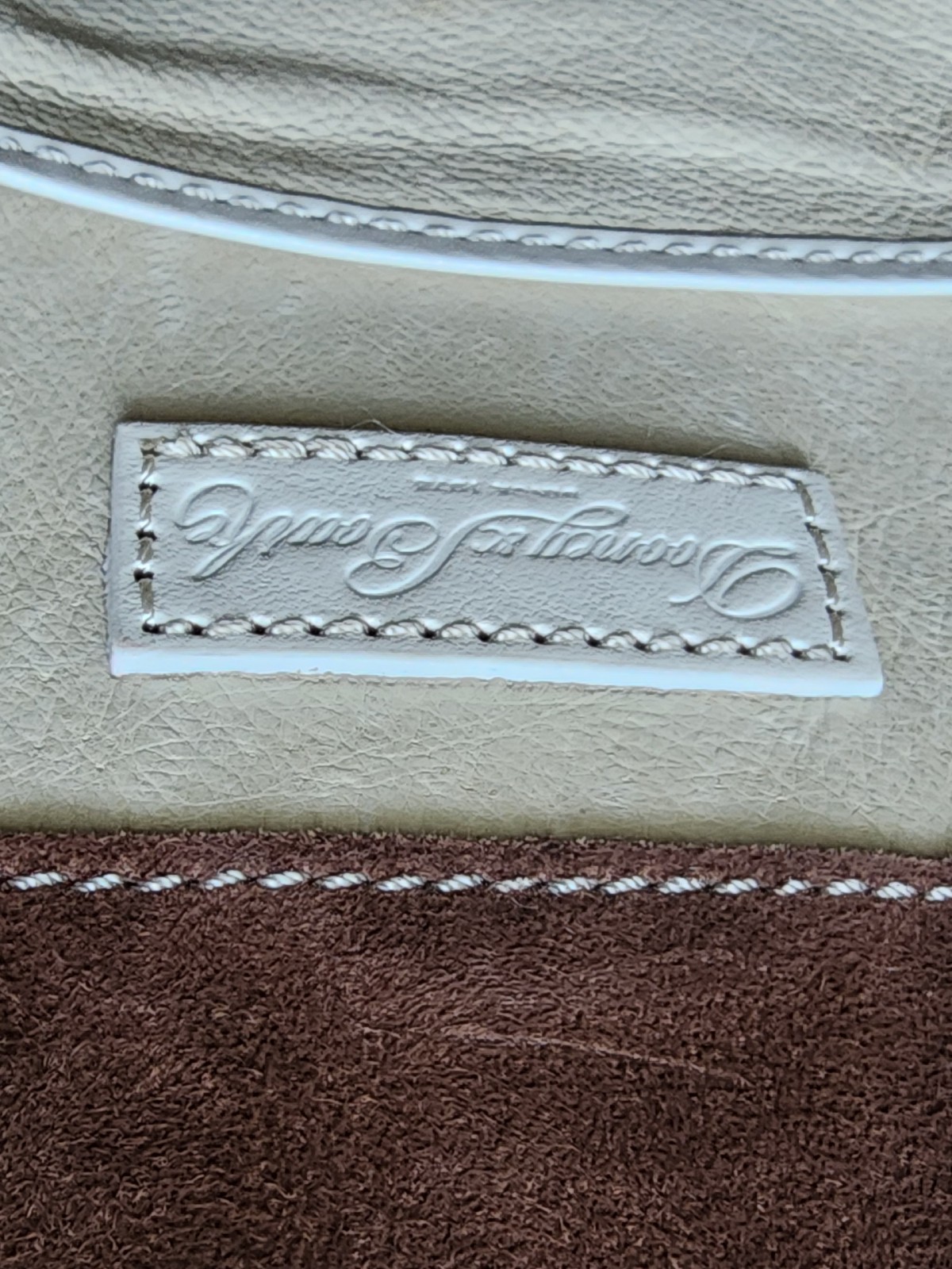 Dooney & Bourke Ivory Shoulder Bag Brown Adjustable Strap Pre-owned excellent