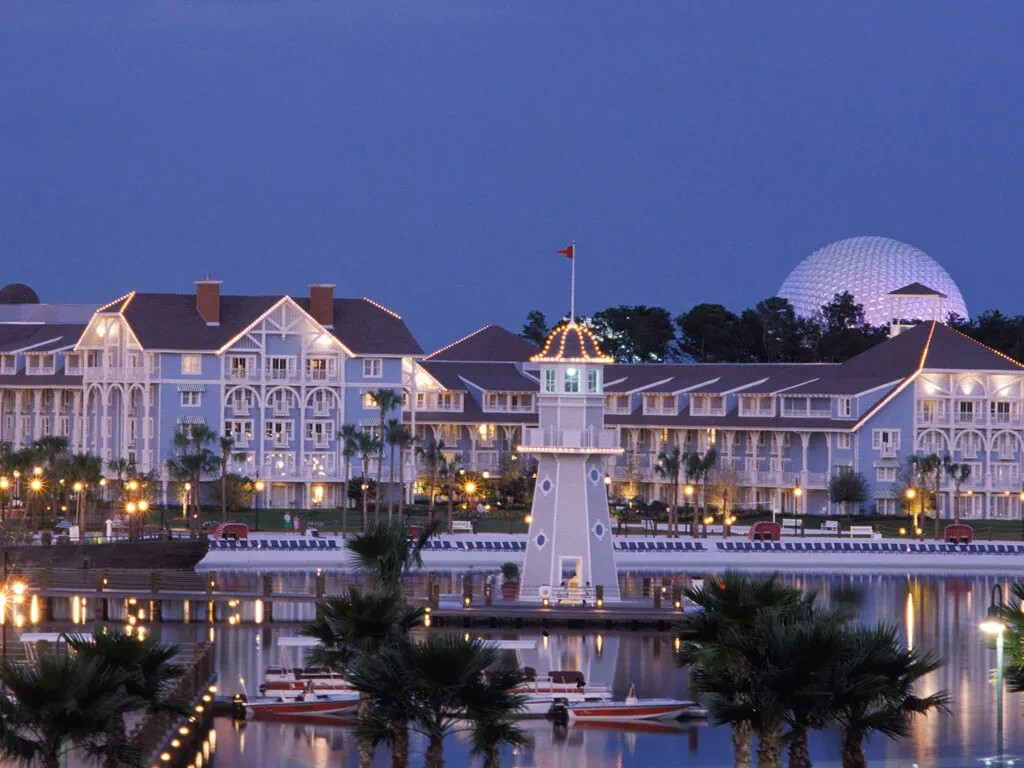 Travel and Stay right where the magic happens — at Disneyland and Disney World