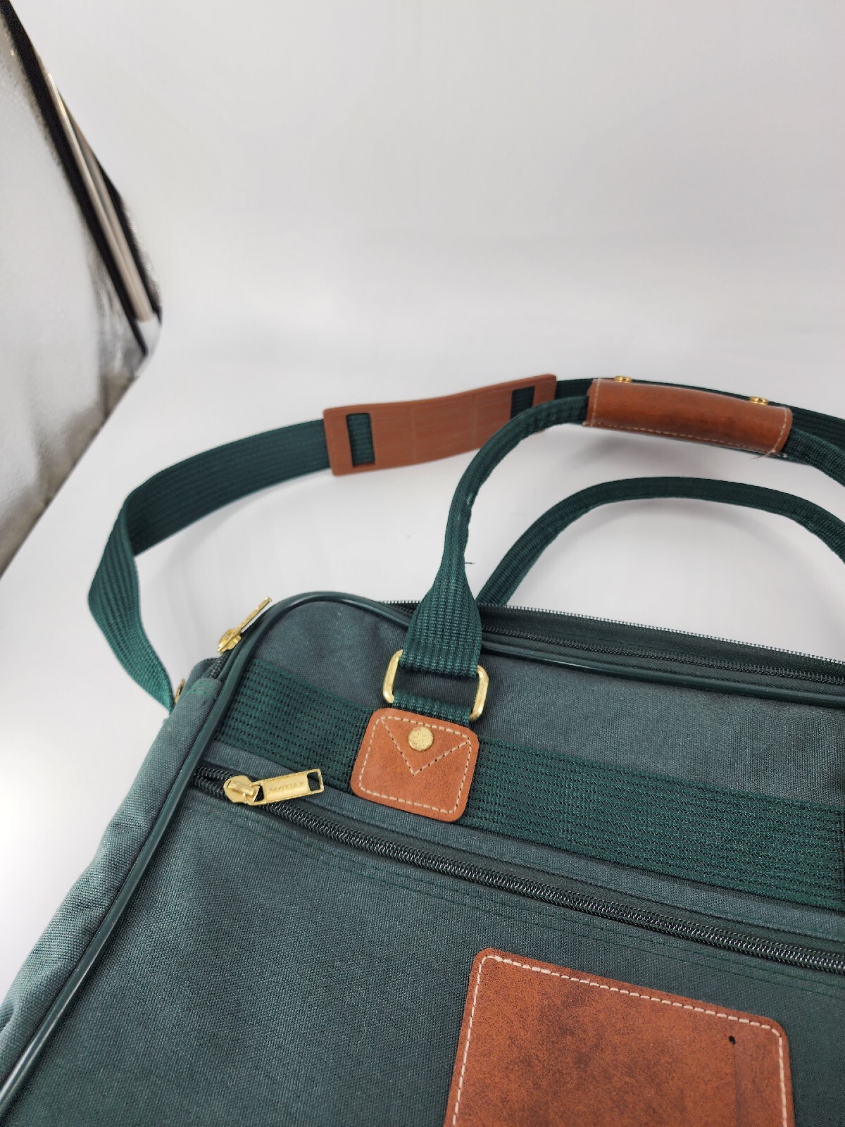 Jaguar Canvas/ Travel / Messenger Bag Luggage With Shoulder Strap – Hunter Green