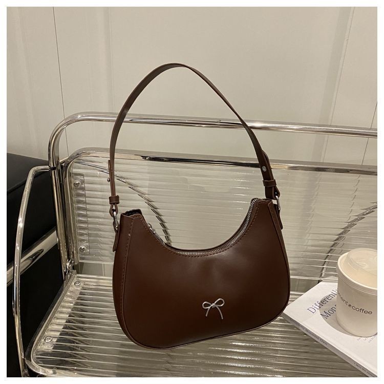 women in fashion online celebrity high-end bags for niche design crossbody bags