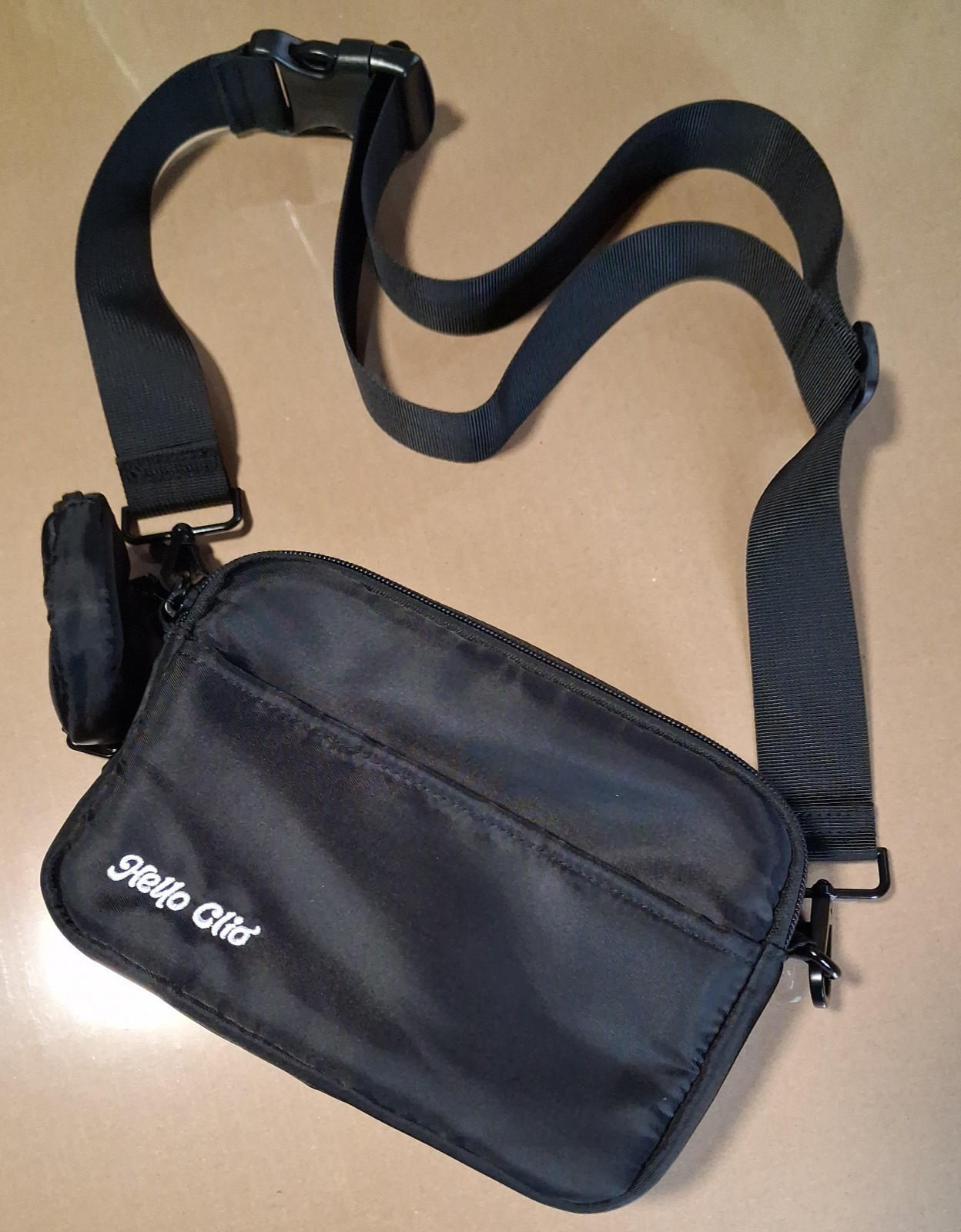Hello Clio EReader Belt Bag Original Black Water Resistant Adjustable iPad mini