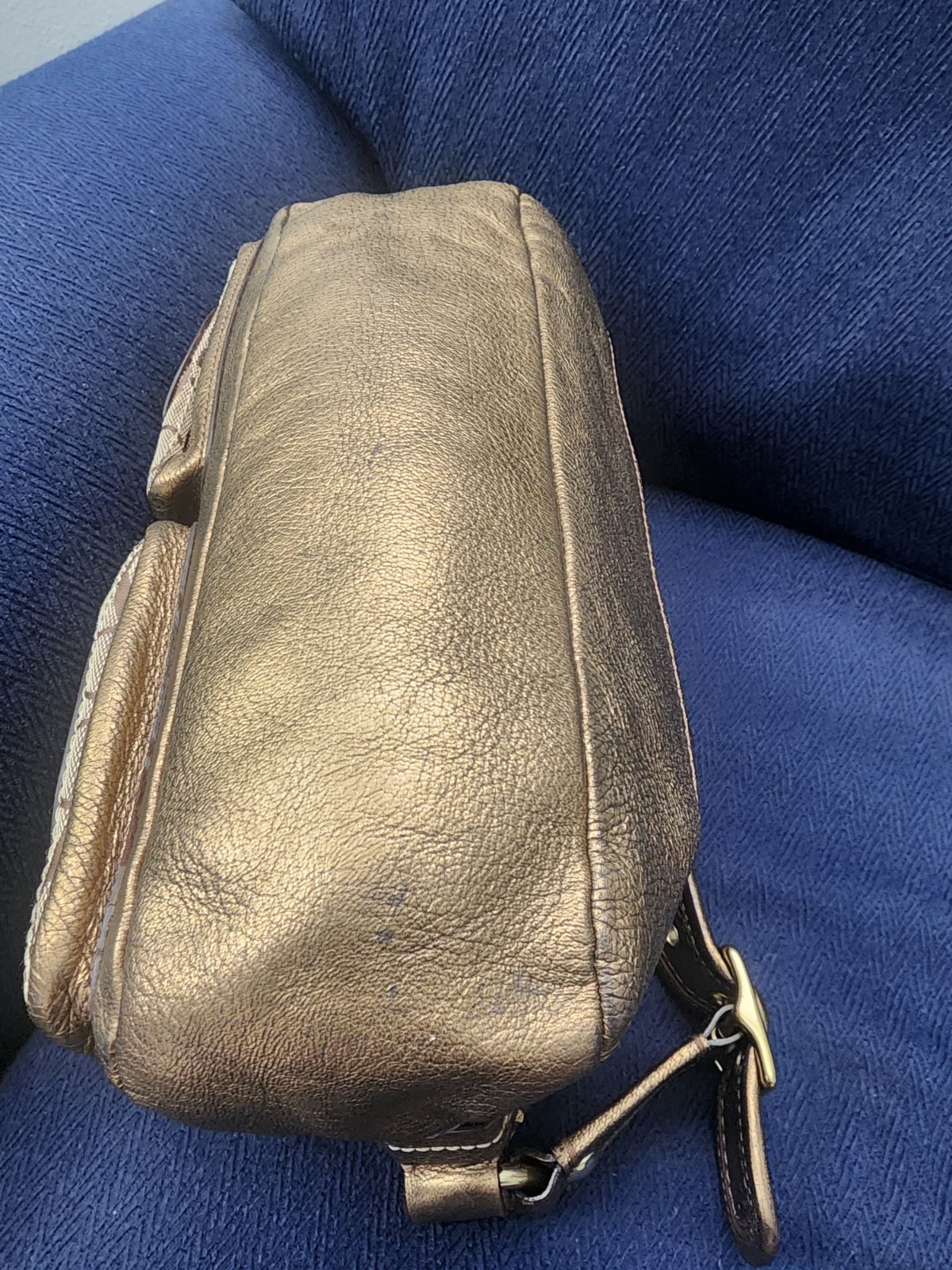 Vtg Rare Metallic Signature Coach Shoulder/Handbag Legacy
