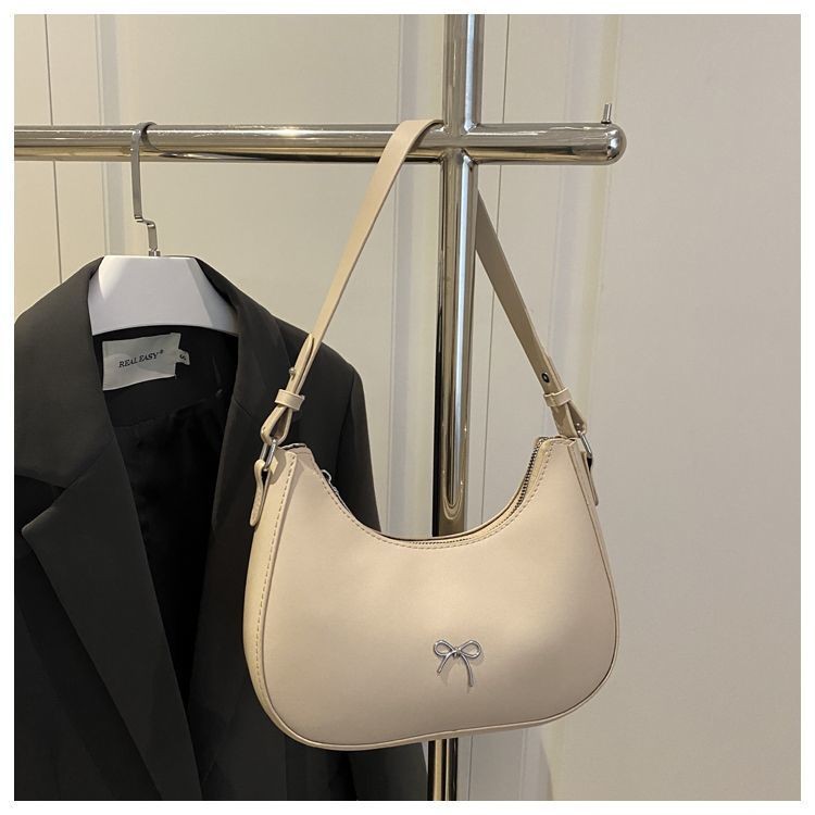 women in fashion online celebrity high-end bags for niche design crossbody bags