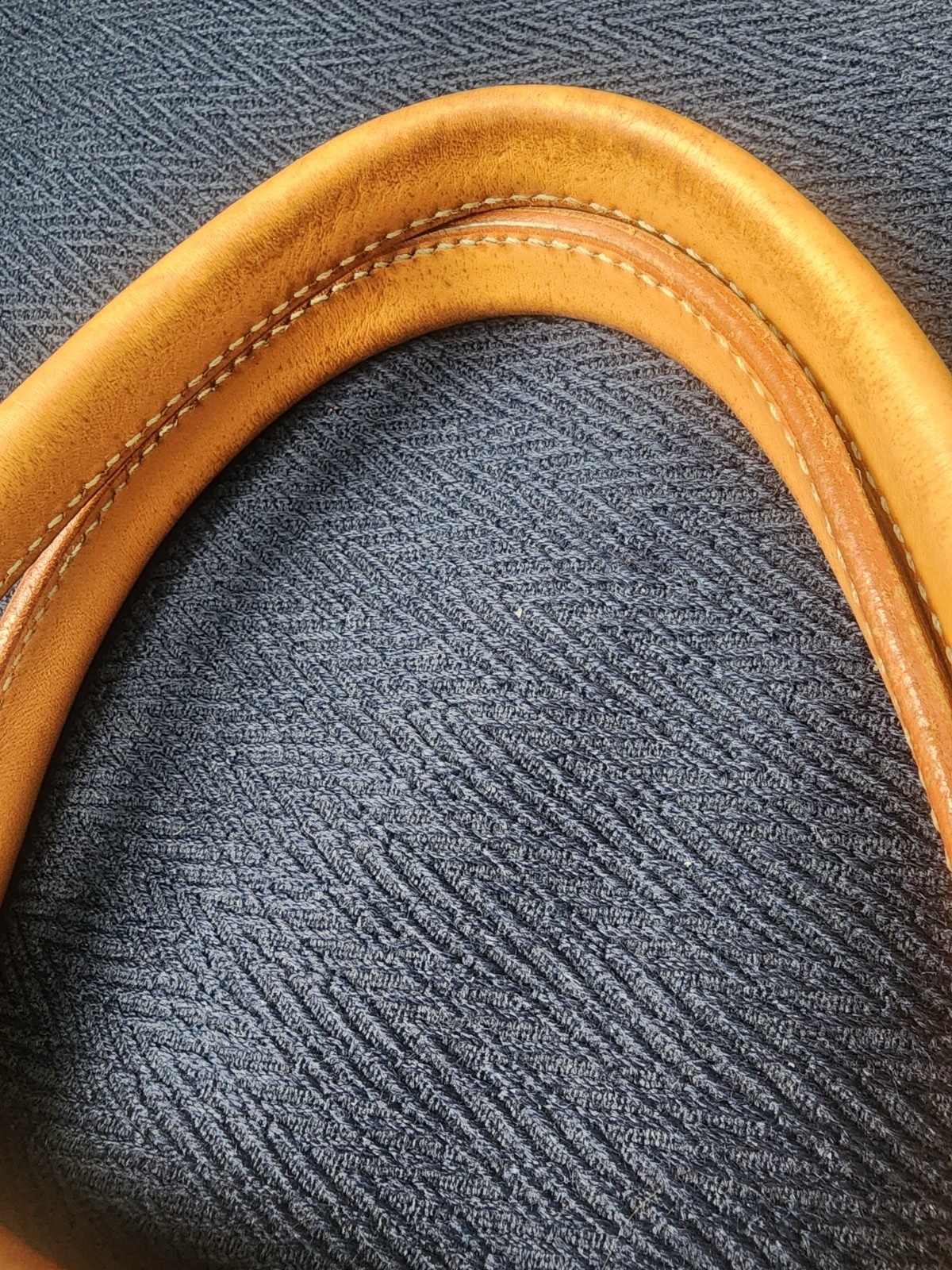 Dooney & Bourke Tan Satchel Top Handle Bag Double Handles Alto Italy
