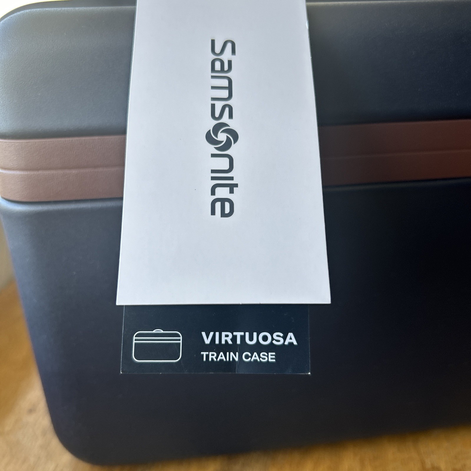 Samsonite Virtuosa Hardside Train Case Crossbody Travel Strap Makeup Sling Bag