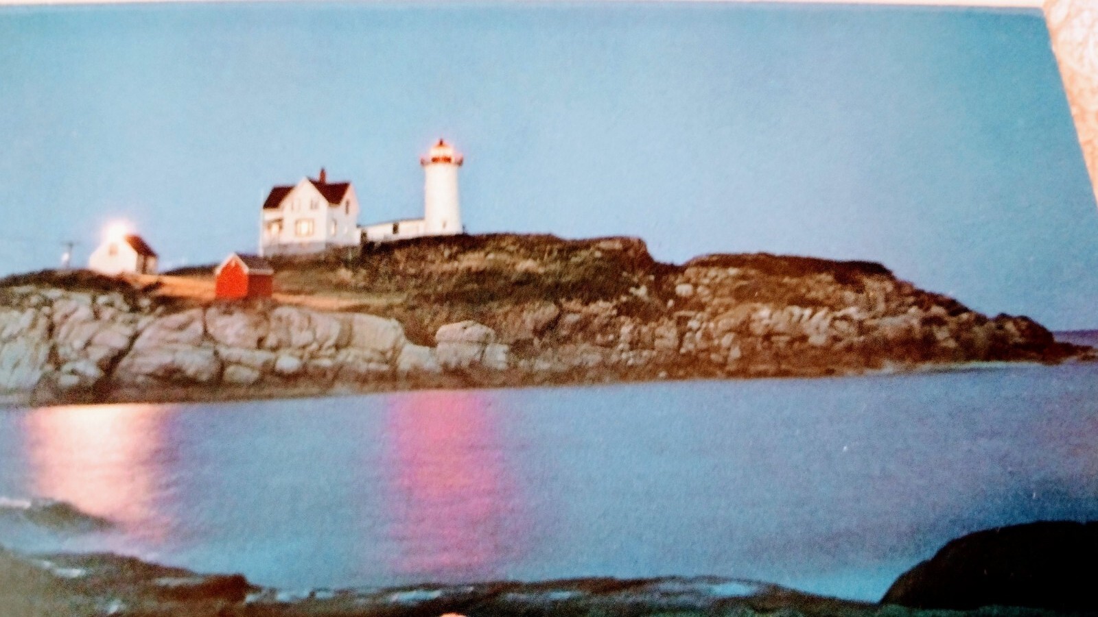 SCENIC PHOTO POST CARD FOLDER the Restless Sea MAINE