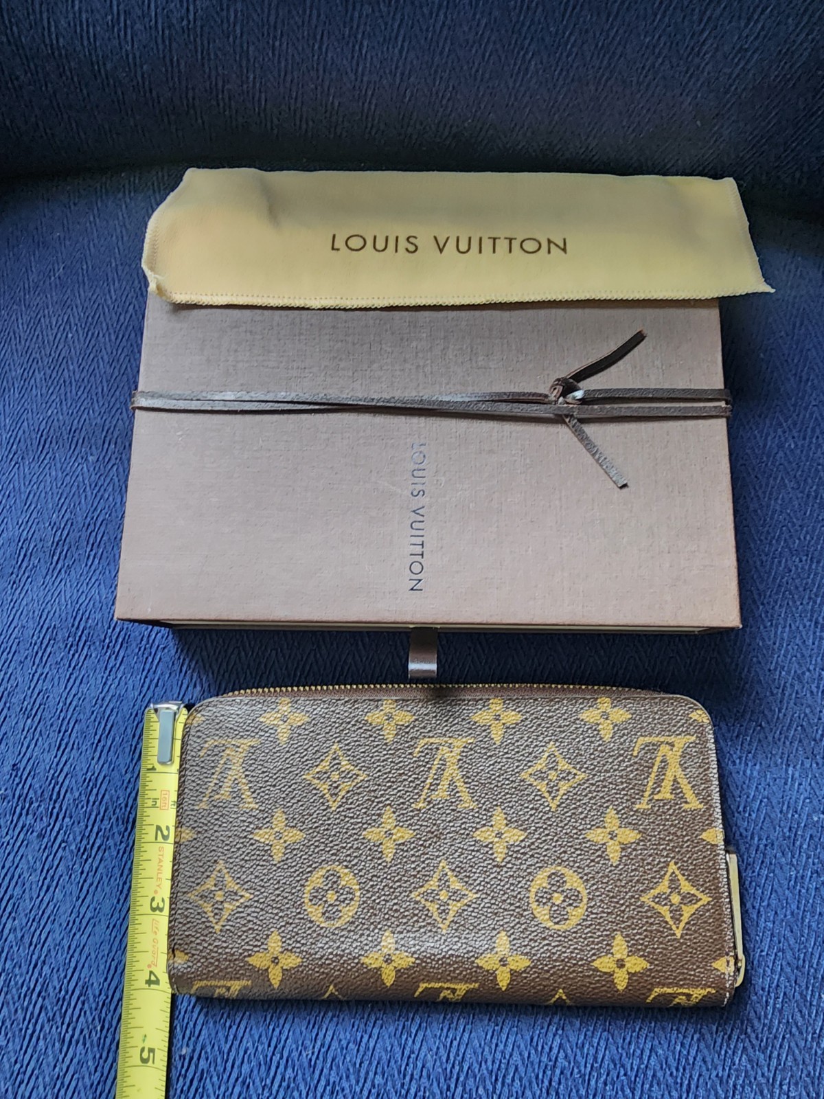Louis Vuitton Brown Monogram Zip-Around Women’s Wallet with Box & Dust Bag