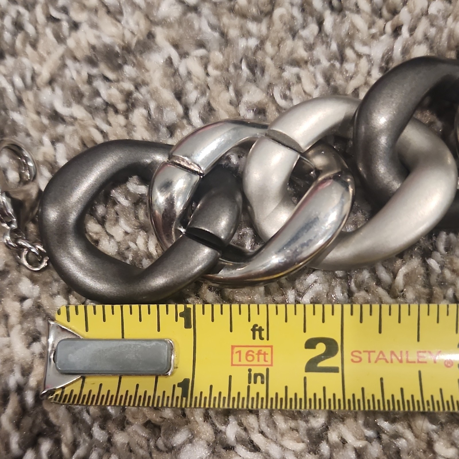 Carlisle Women’s belt Link Chain Silver/Gray Metal Italy 40 inches