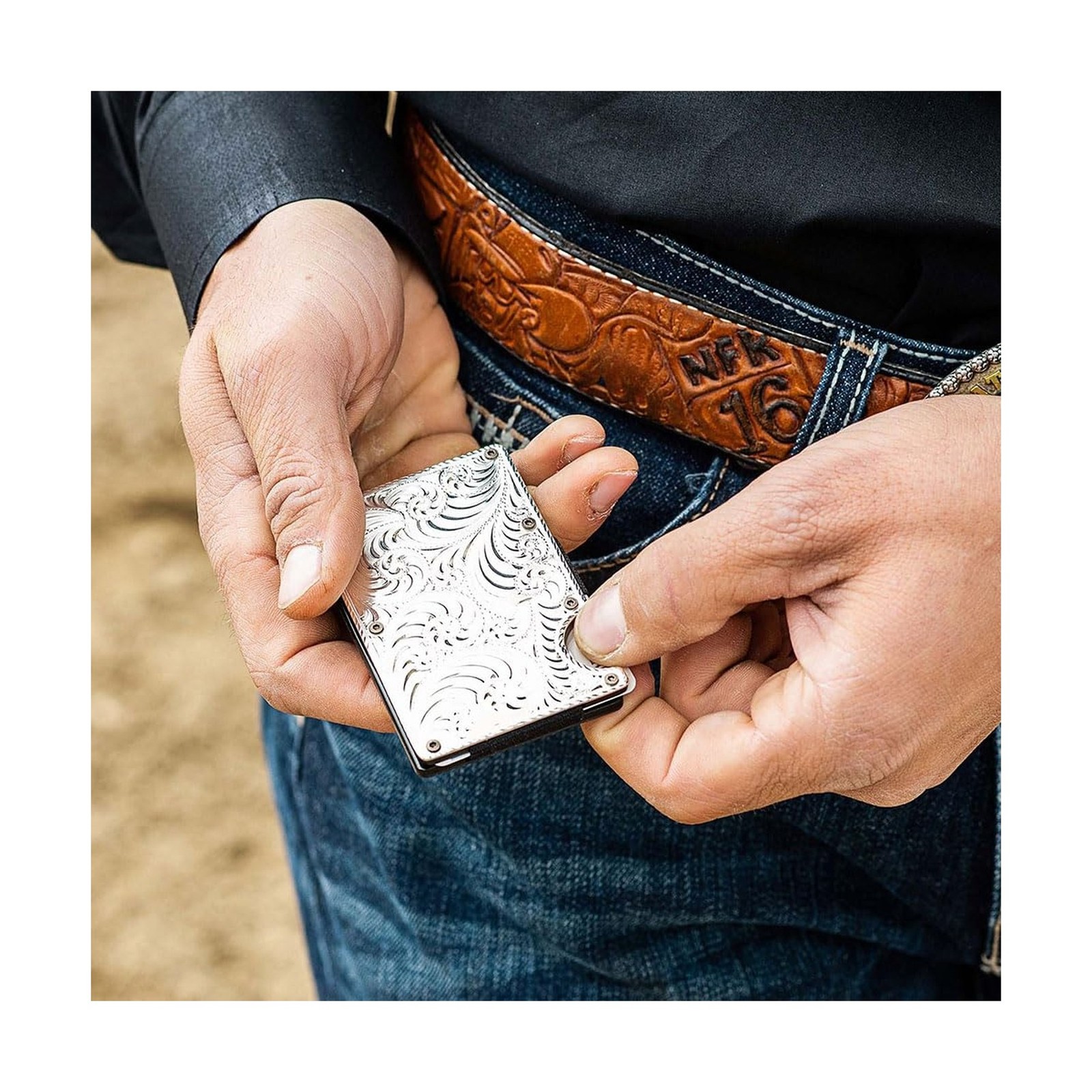 Montana Silversmiths Made in the USA Western Lifestyle Credit Card & Cash Cas…