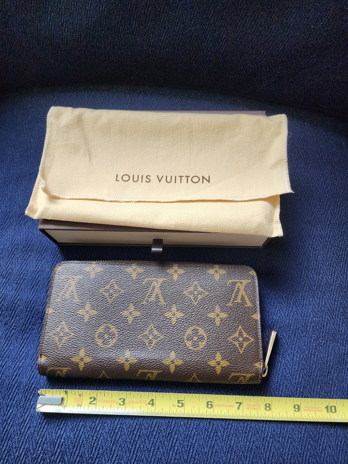 Louis Vuitton Brown Monogram Zip-Around Women’s Wallet with Box & Dust Bag