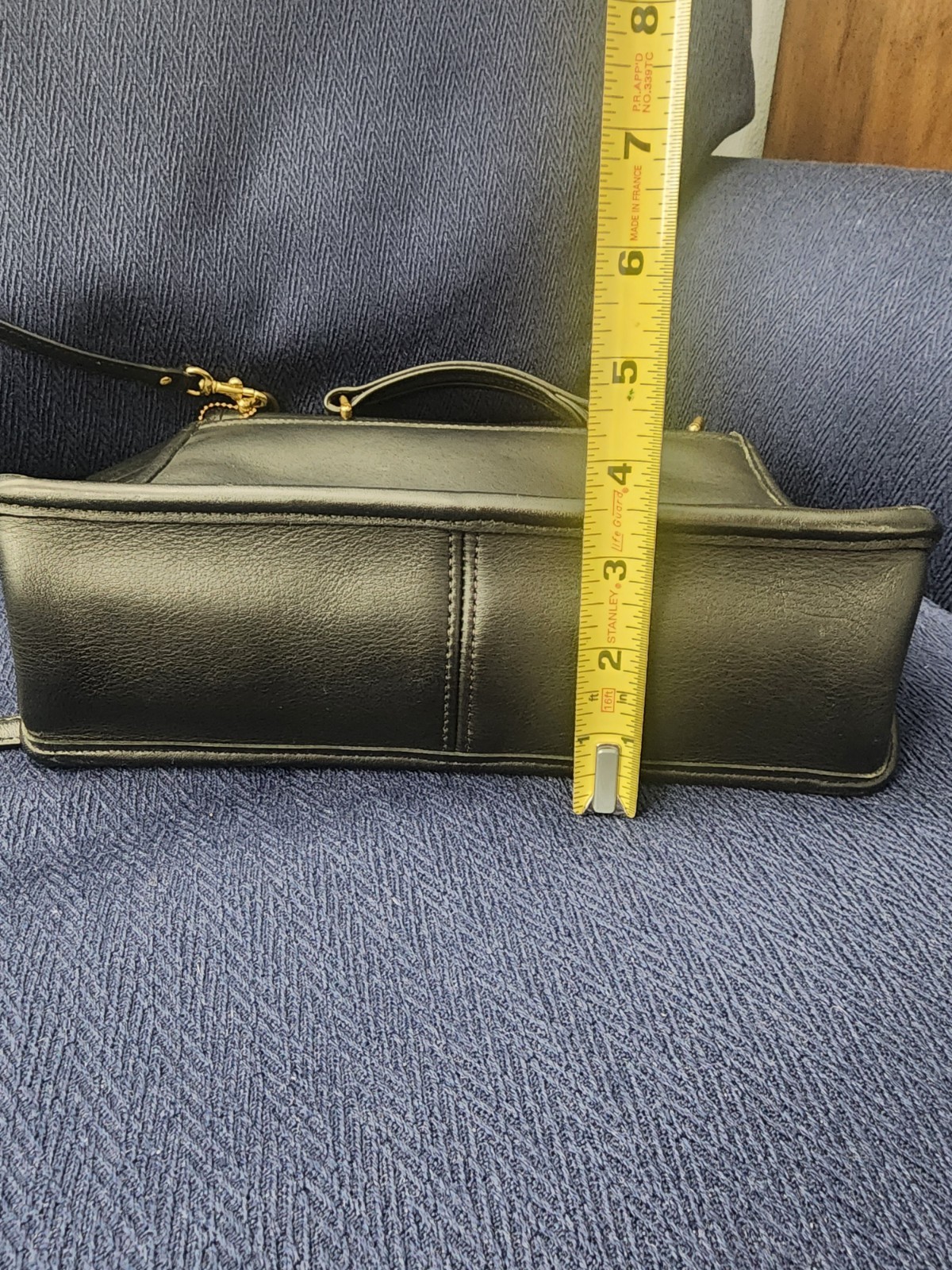 Vtg Coach Black Willis 9927 Leather Crossbody Shoulder Turn lock Bag Made in USA