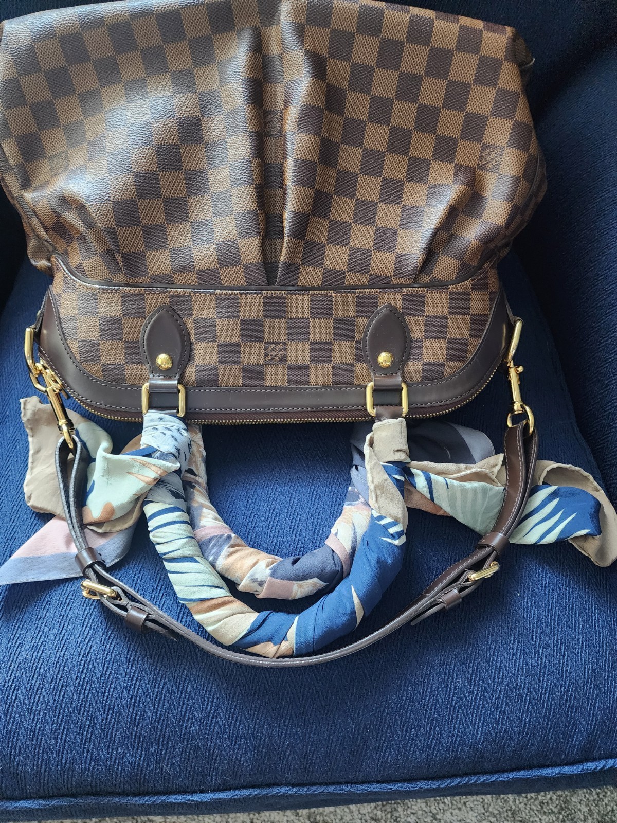 Louis Vuitton Trevi GM Damier Ebene Satche/Top Handle Red Interior Beautiful