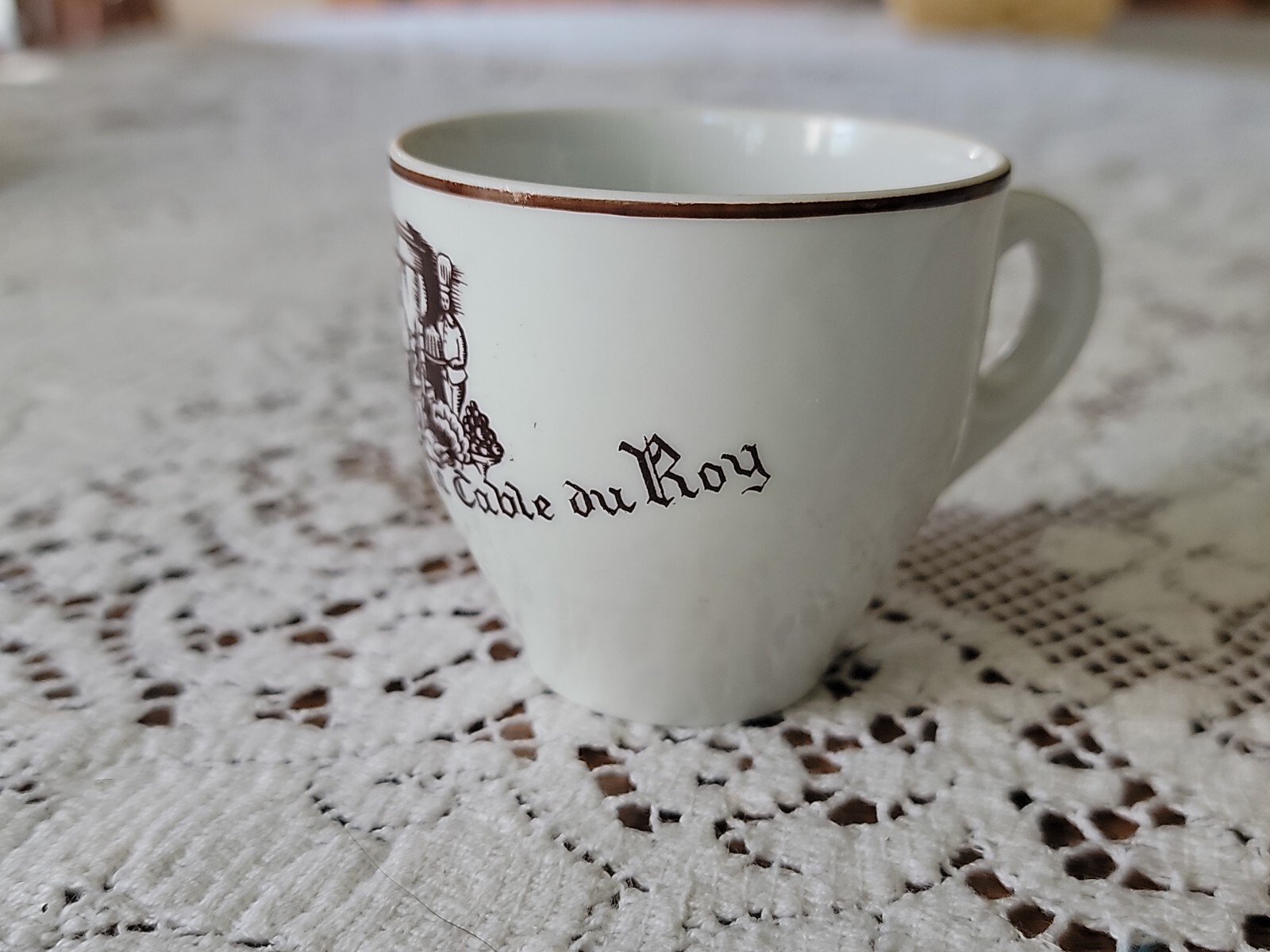 Vintage Rotisserie deLa Table du Roy Paris France Expresso Coffee Cup Restaurant
