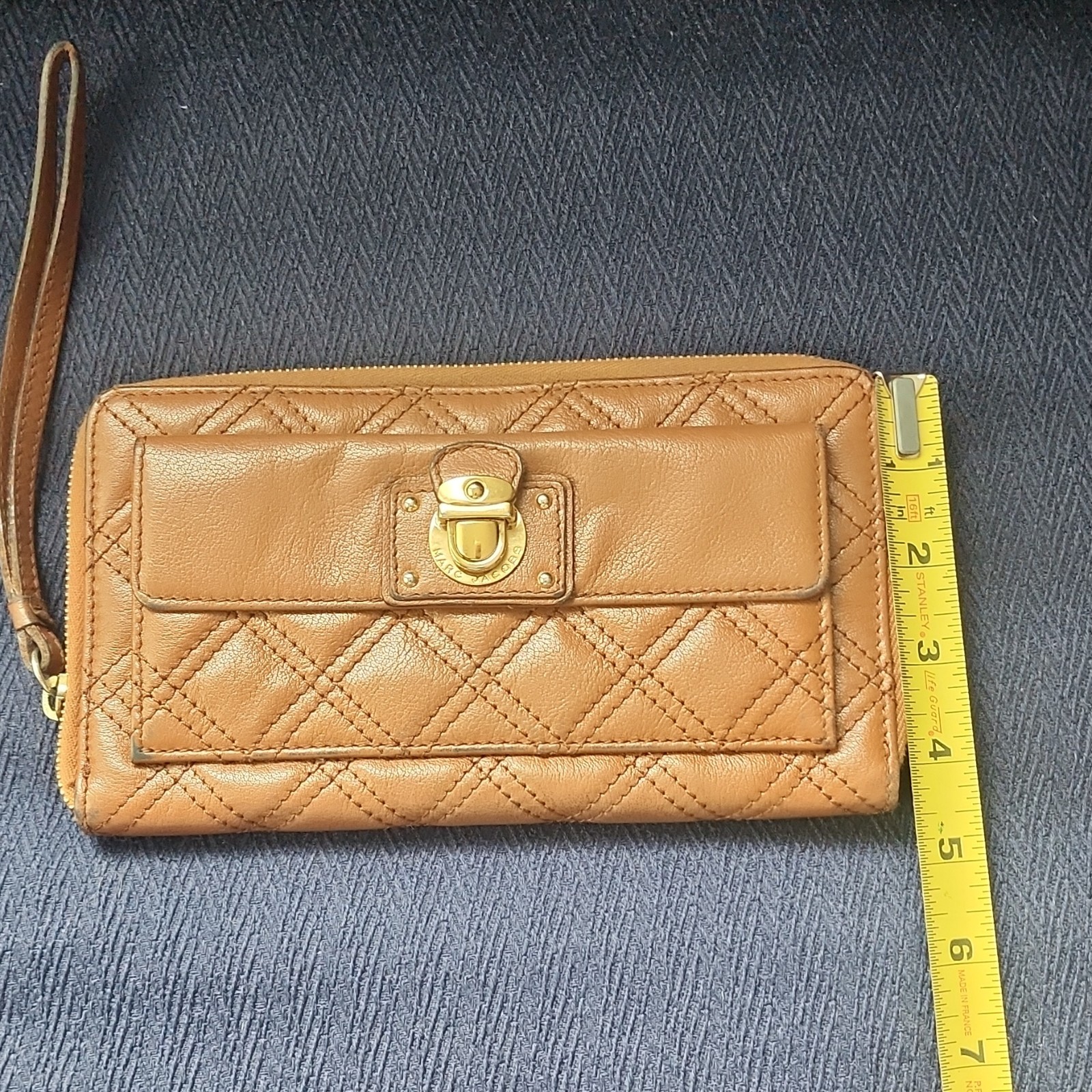 Marc Jacobs Brown Leather Wallet Zip Closure Credit Card Slots ITALY