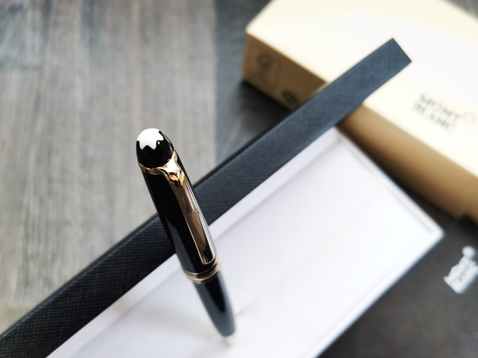 Montblanc Gold Finish Meisterstuck Classique Luxury Ballpoint Pen 164