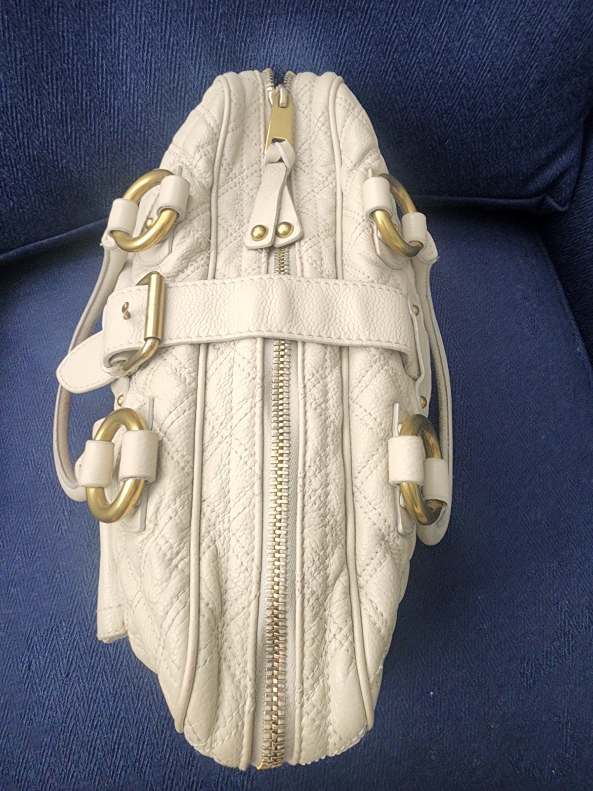 MARC JACOBS Quilted Pebbled Leather Suede Lining HANDBAG-PURSE- Free wallet