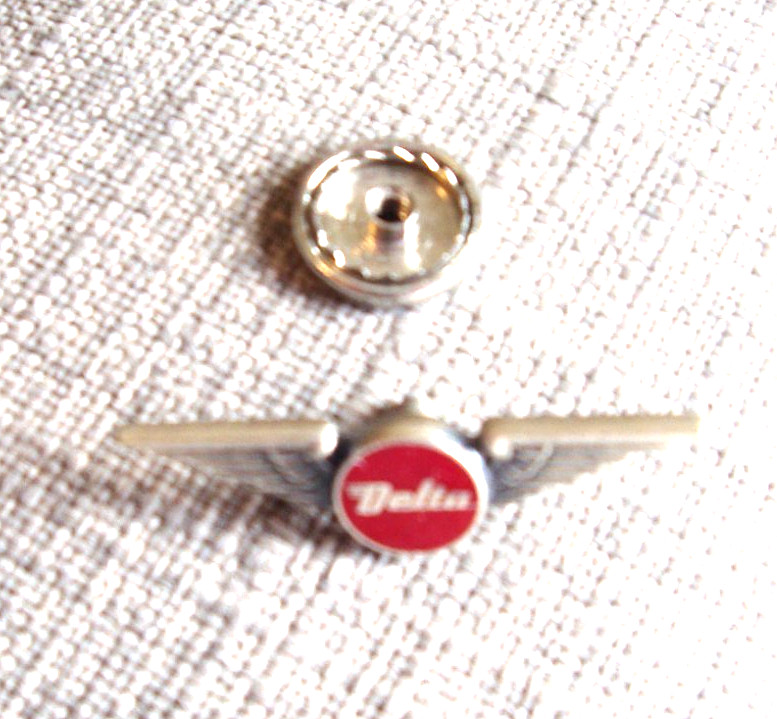 DELTA AIRLINES WING SERVICE PIN STERLING RARE ORIGINAL BALFOUR
