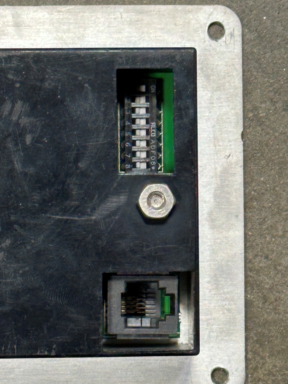 Xantrex Freedom Heart Interface . Remote Status Panel (HP20)